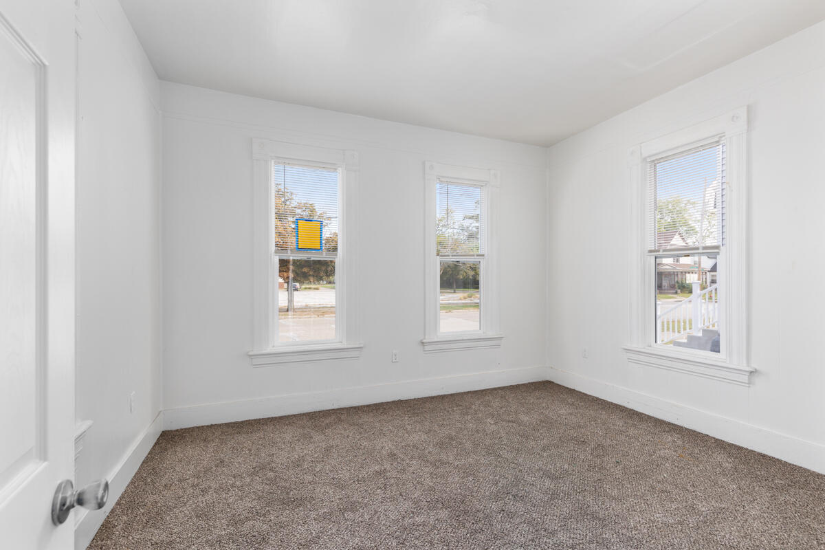 1119 Pine Street Muskegon MI 49442