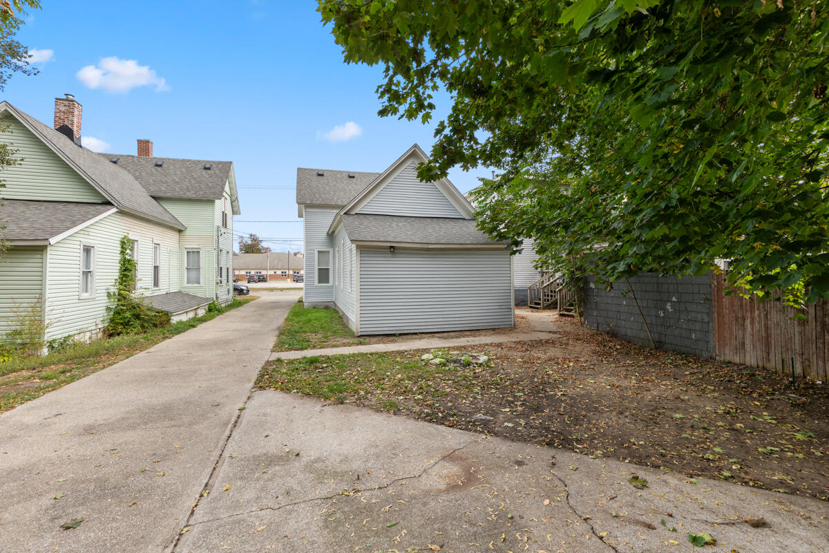 1119 Pine Street Muskegon MI 49442