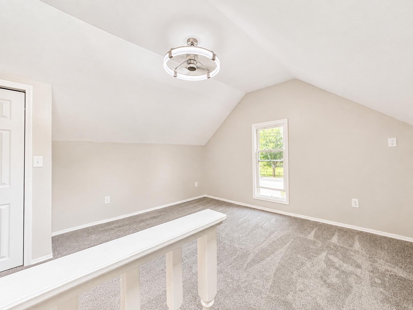 1926 Oakland Drive Kalamazoo MI 49008