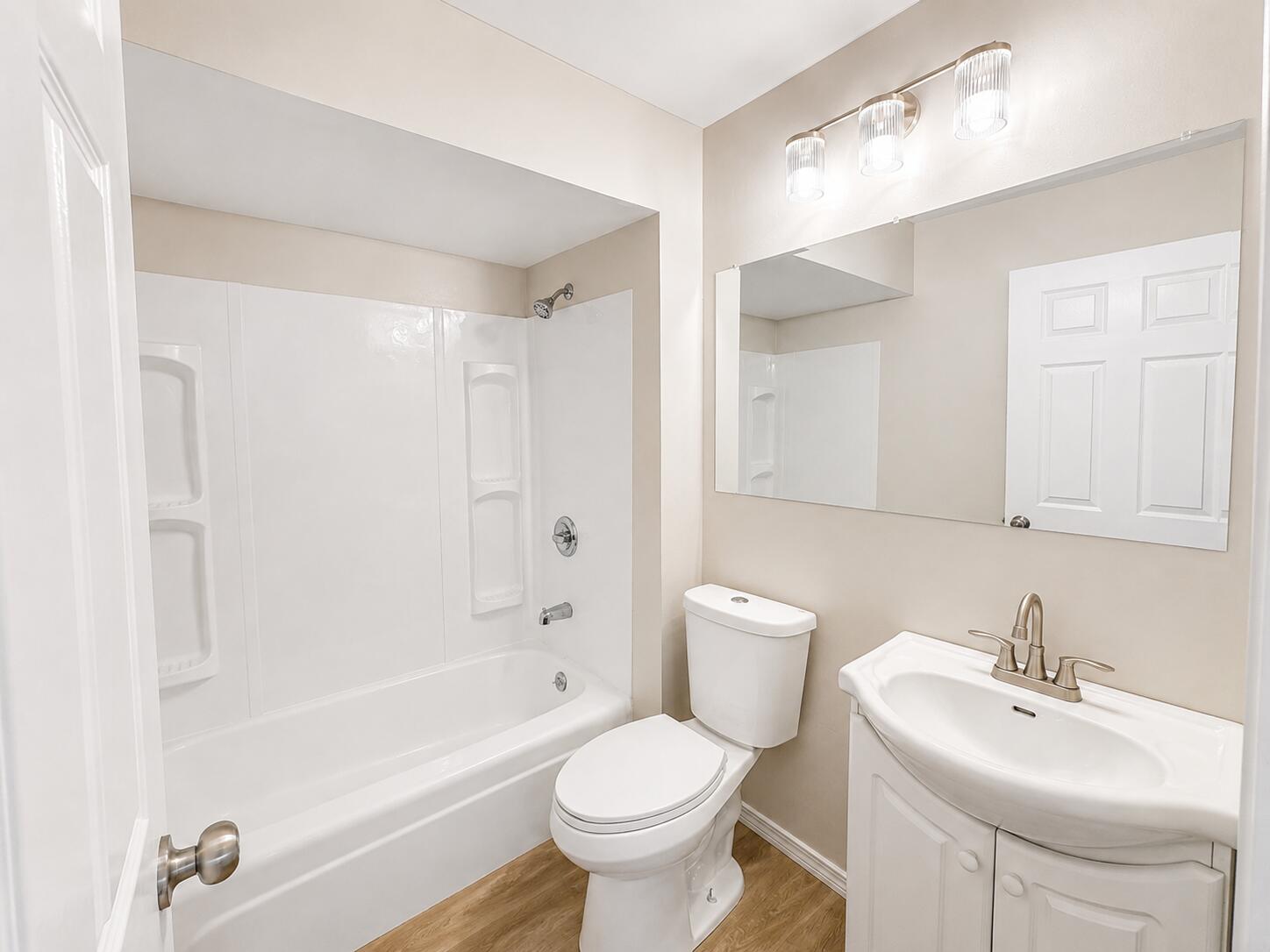 1926 Oakland Drive Kalamazoo MI 49008