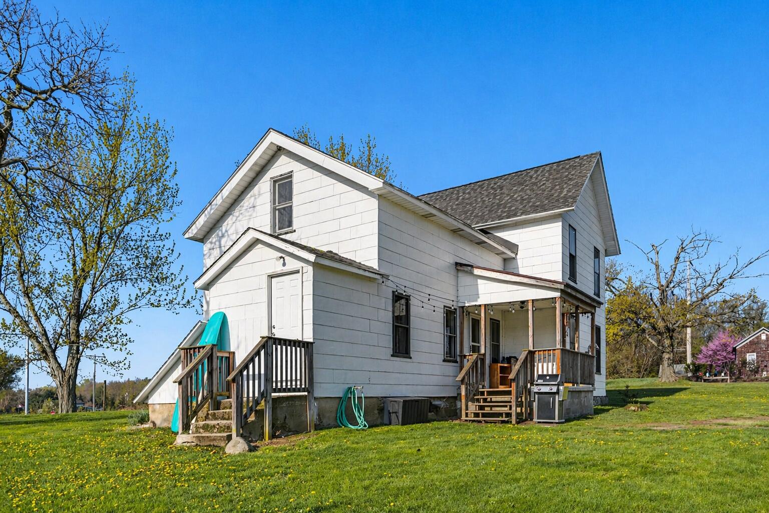 6555 N Coloma Road Coloma MI 49038