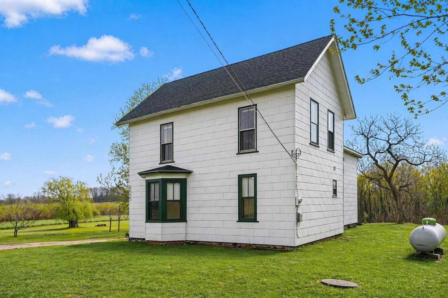 6555 N Coloma Road Coloma MI 49038