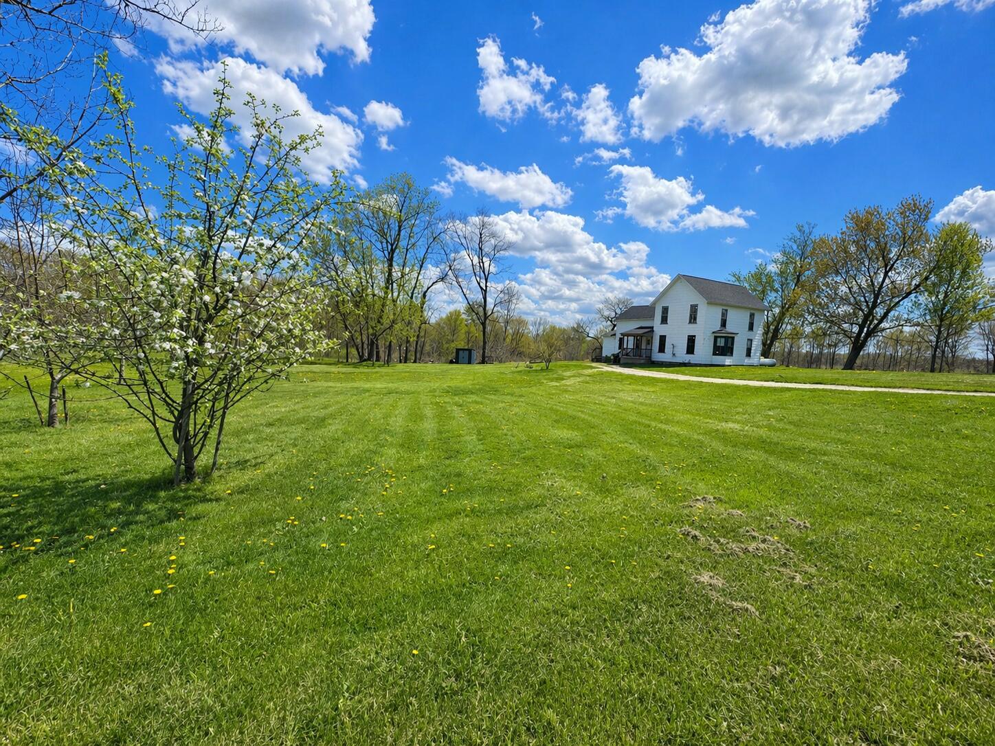 6555 N Coloma Road Coloma MI 49038