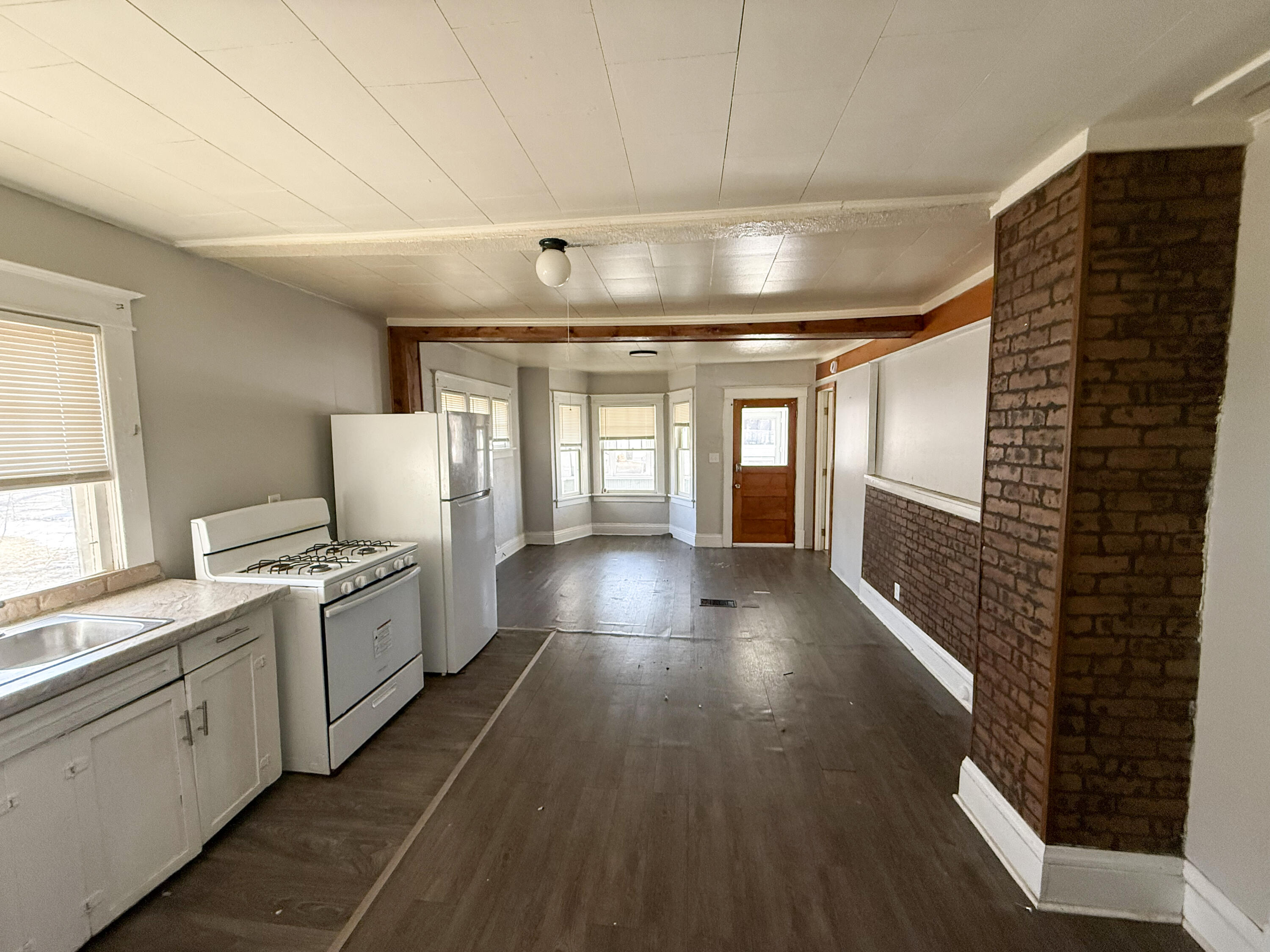 866 Fleming Avenue Muskegon MI 49442