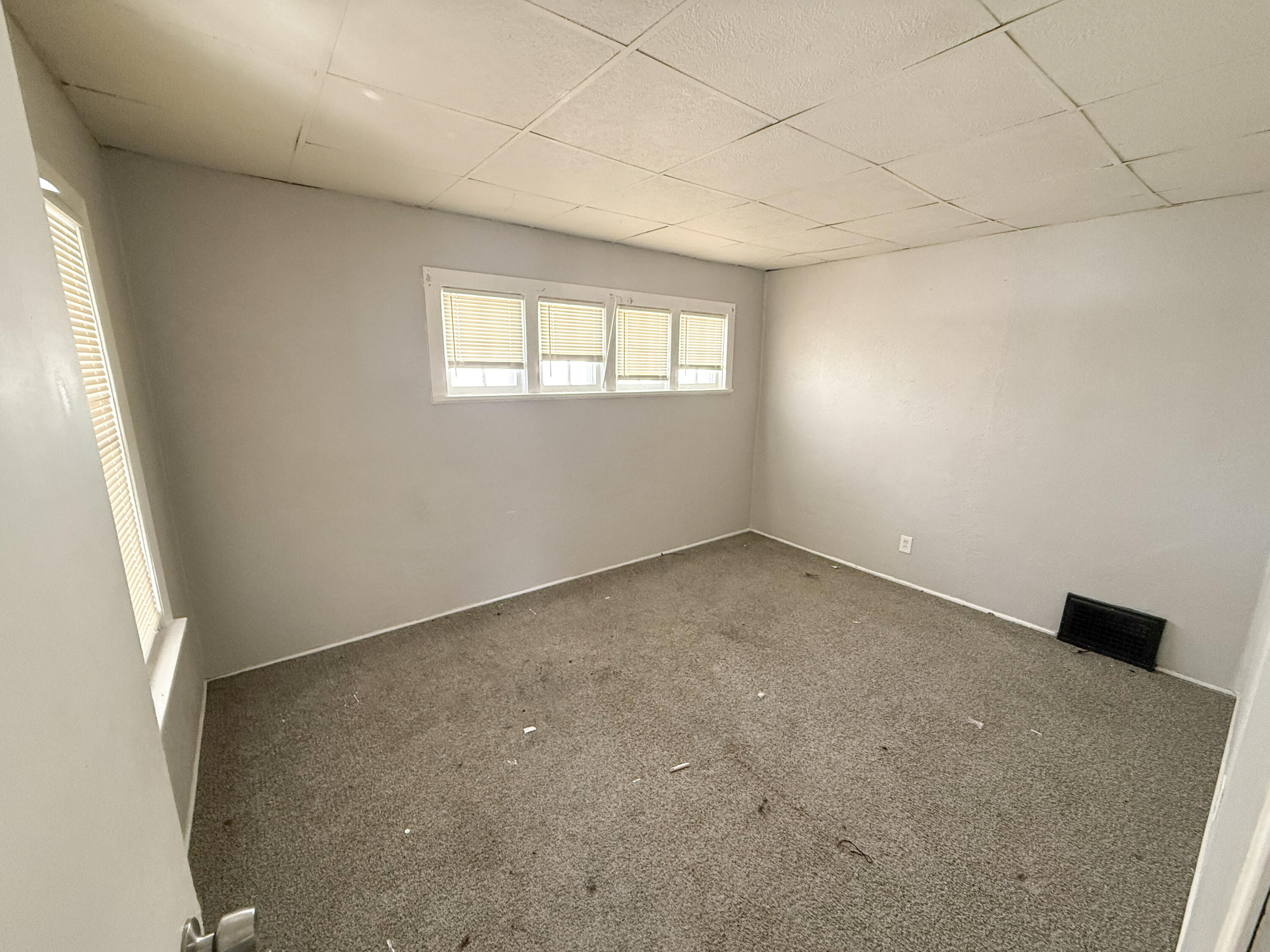866 Fleming Avenue Muskegon MI 49442