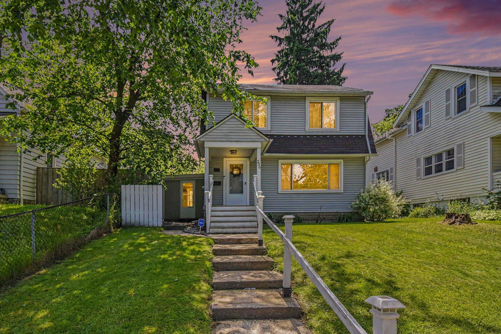 236 Dean Street NE Grand Rapids MI 49505