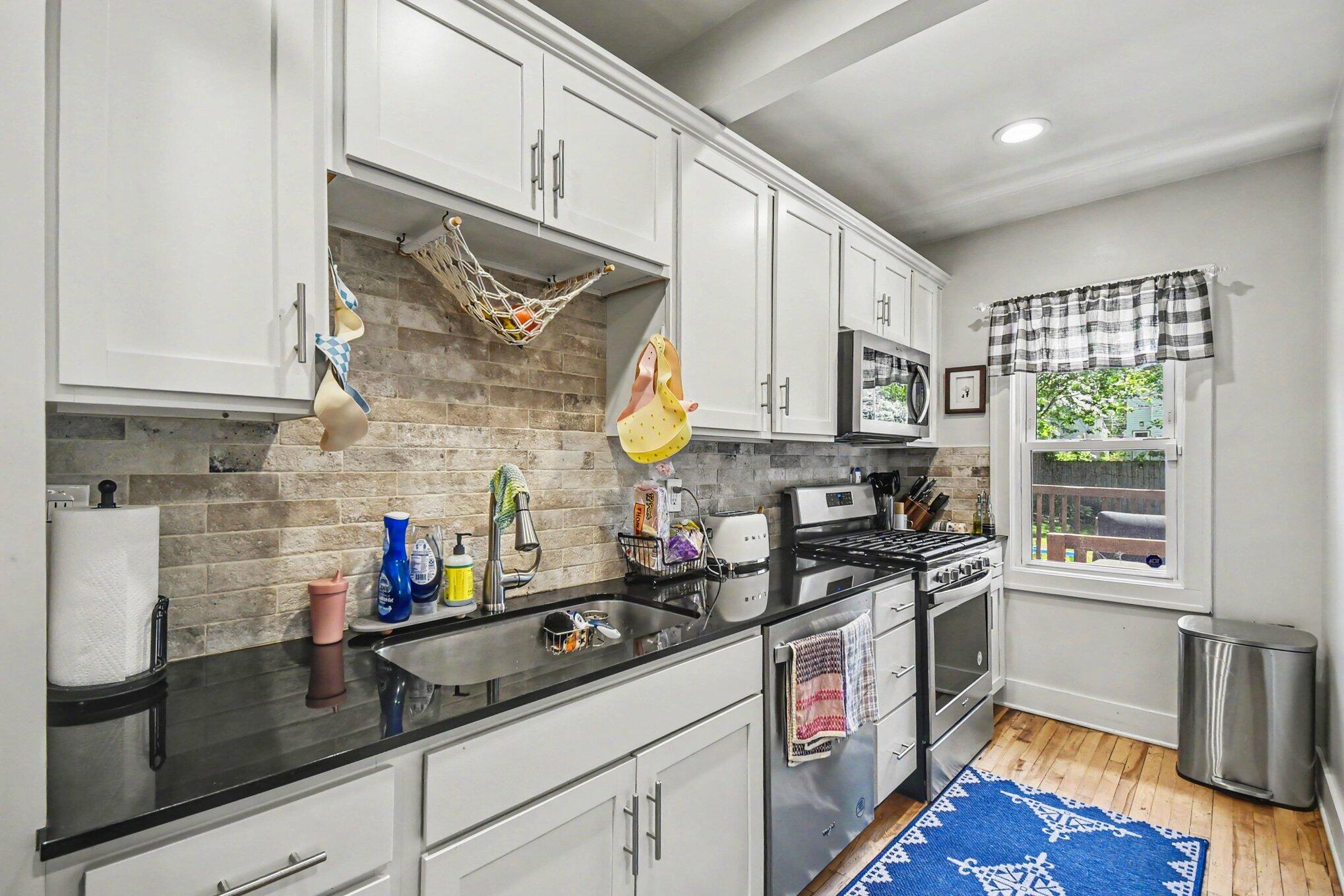 236 Dean Street NE Grand Rapids MI 49505