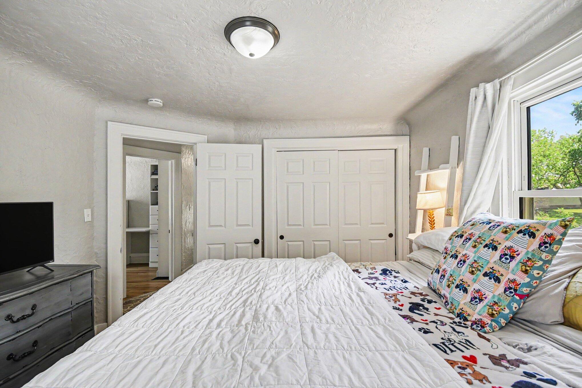 236 Dean Street NE Grand Rapids MI 49505