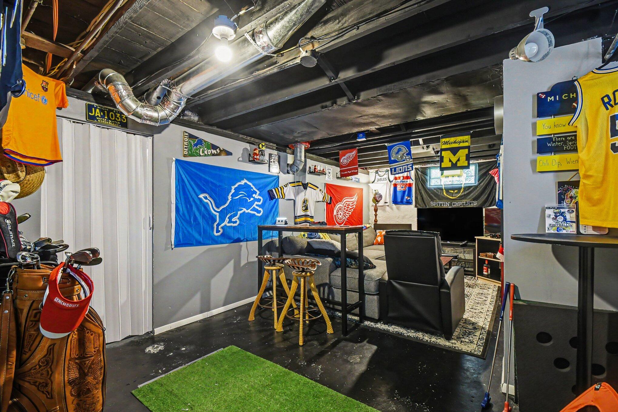 236 Dean Street NE Grand Rapids MI 49505