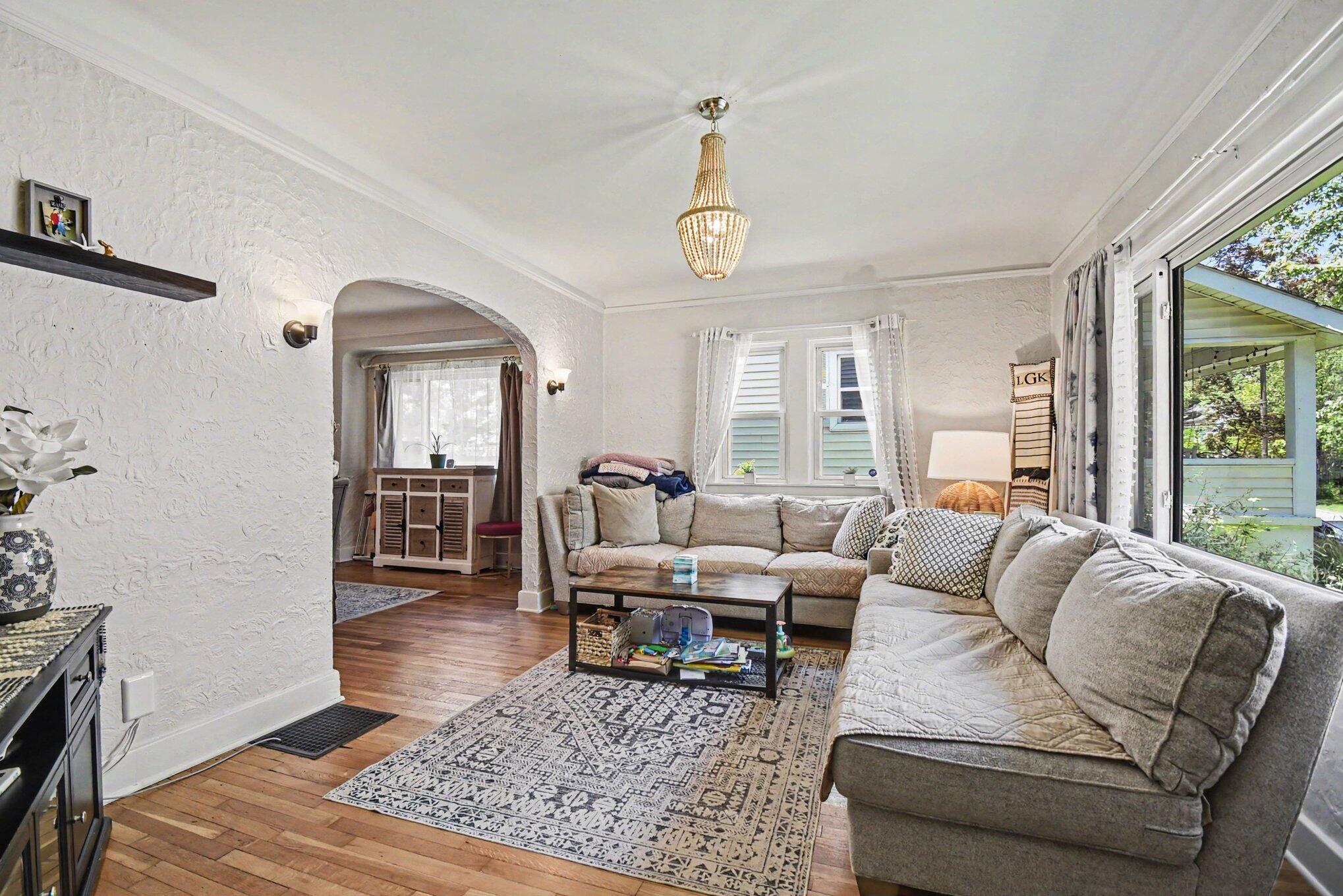 236 Dean Street NE Grand Rapids MI 49505