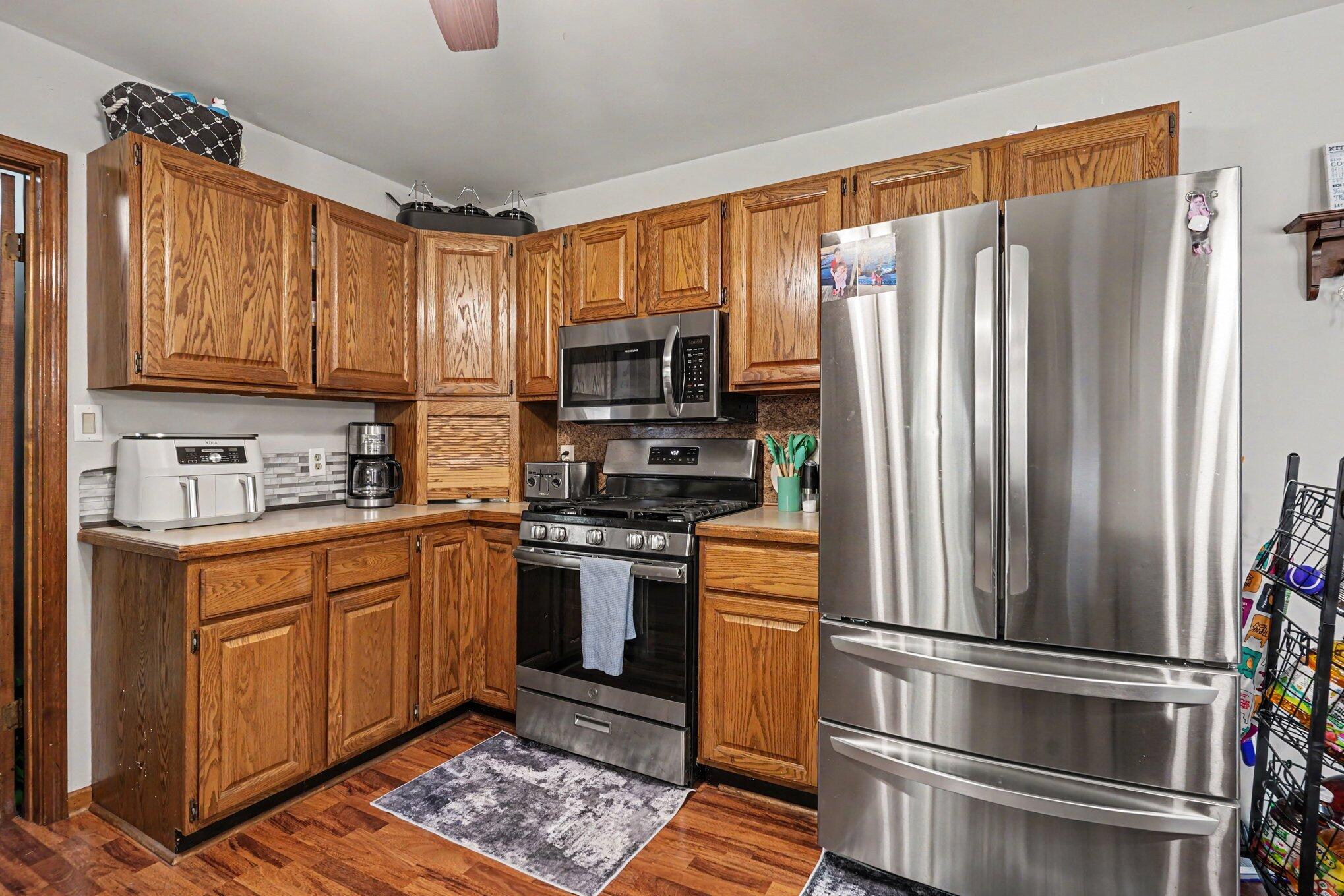 1452 Adams Avenue Muskegon MI 49442