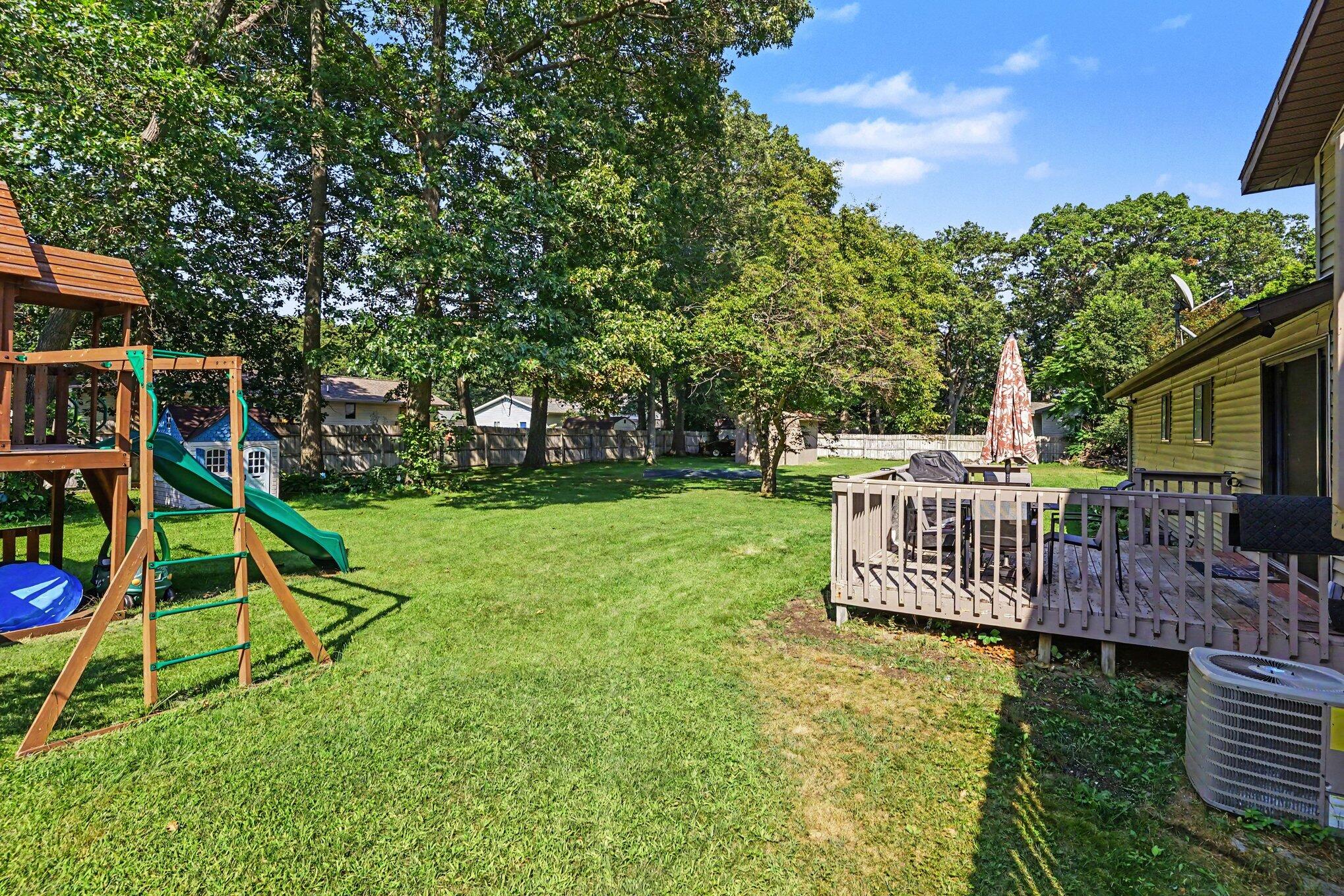 1452 Adams Avenue Muskegon MI 49442