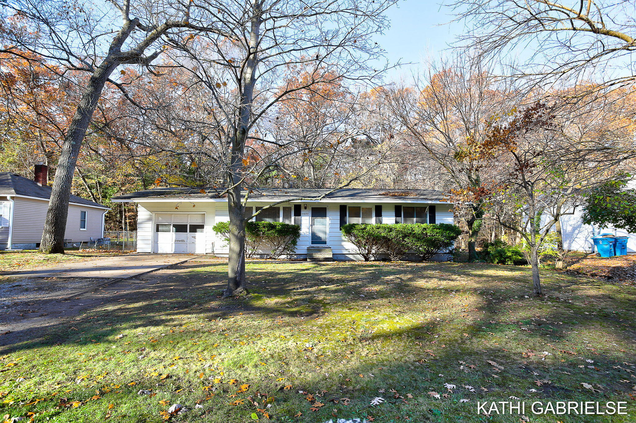 14653 154th Avenue Grand Haven MI 49417