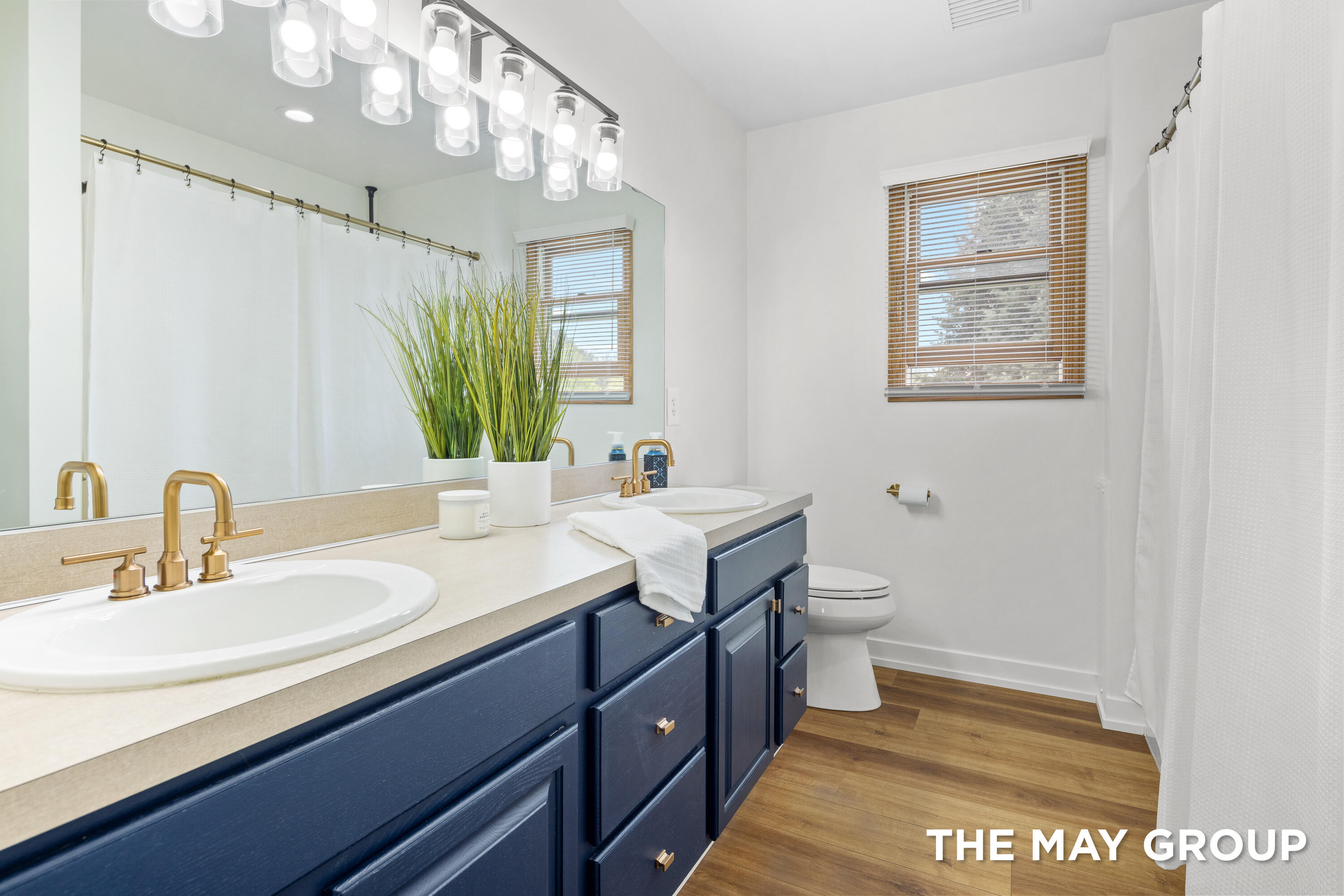 2072 Meadow Valley Court NW Grand Rapids MI 49504