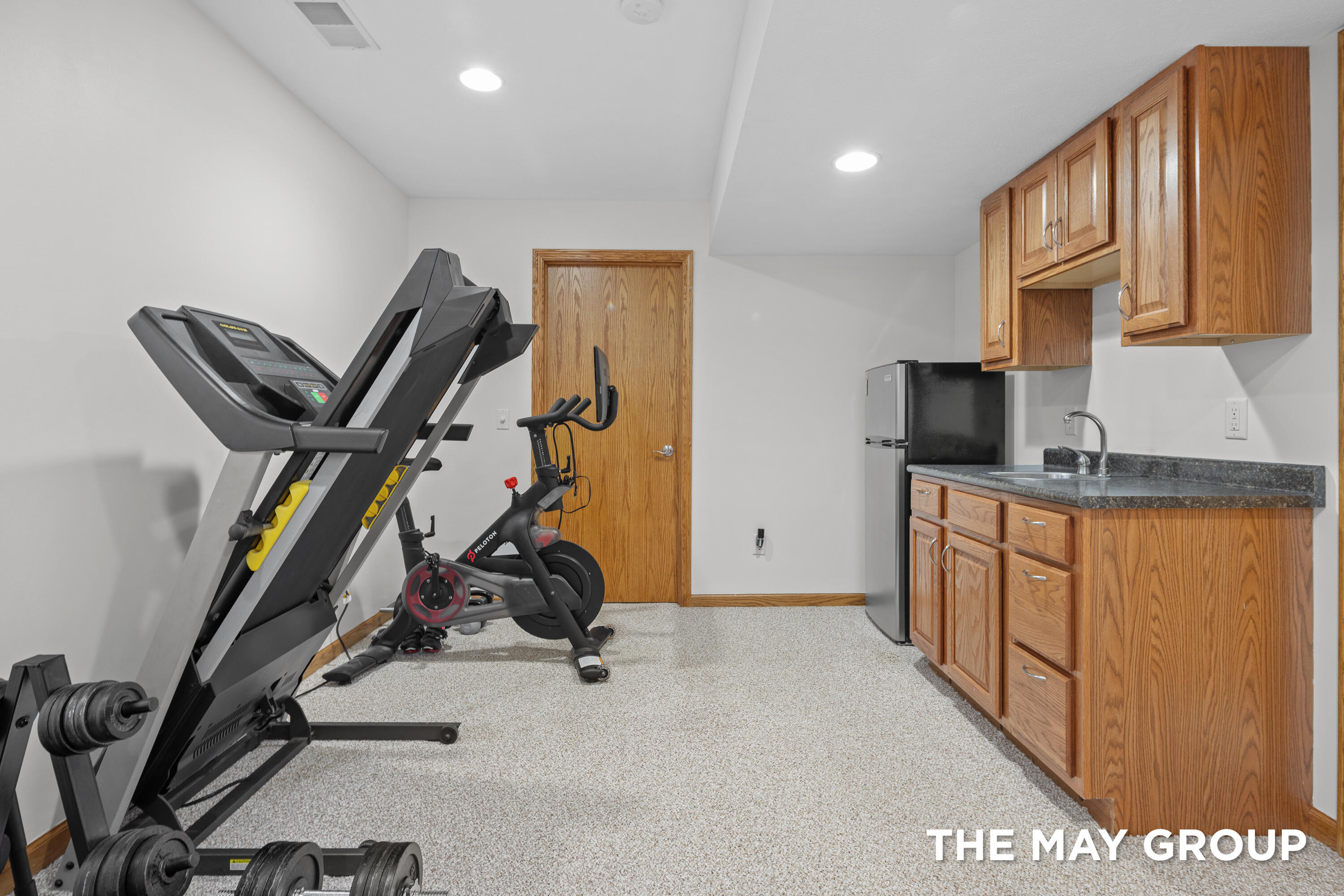 2072 Meadow Valley Court NW Grand Rapids MI 49504
