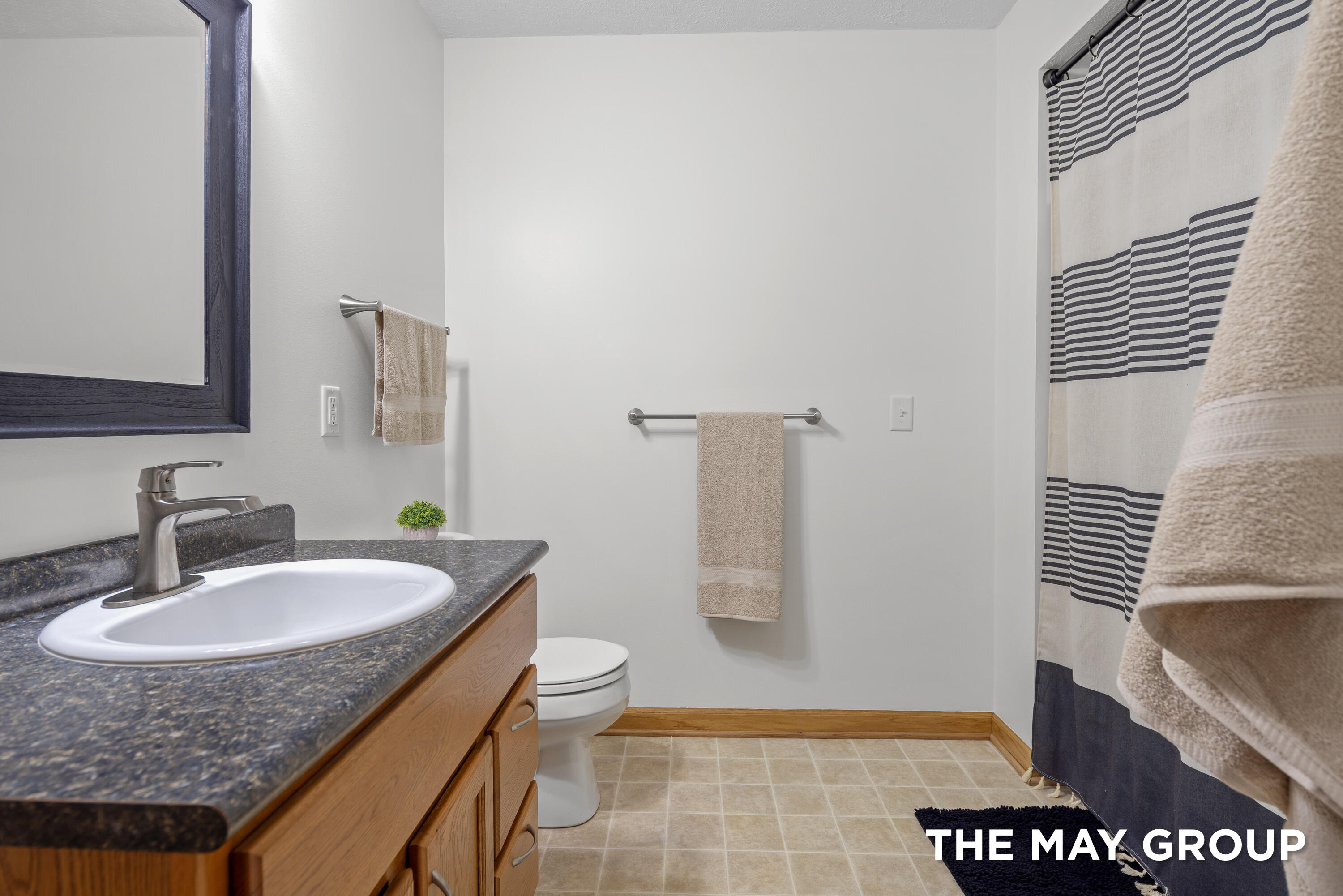 2072 Meadow Valley Court NW Grand Rapids MI 49504
