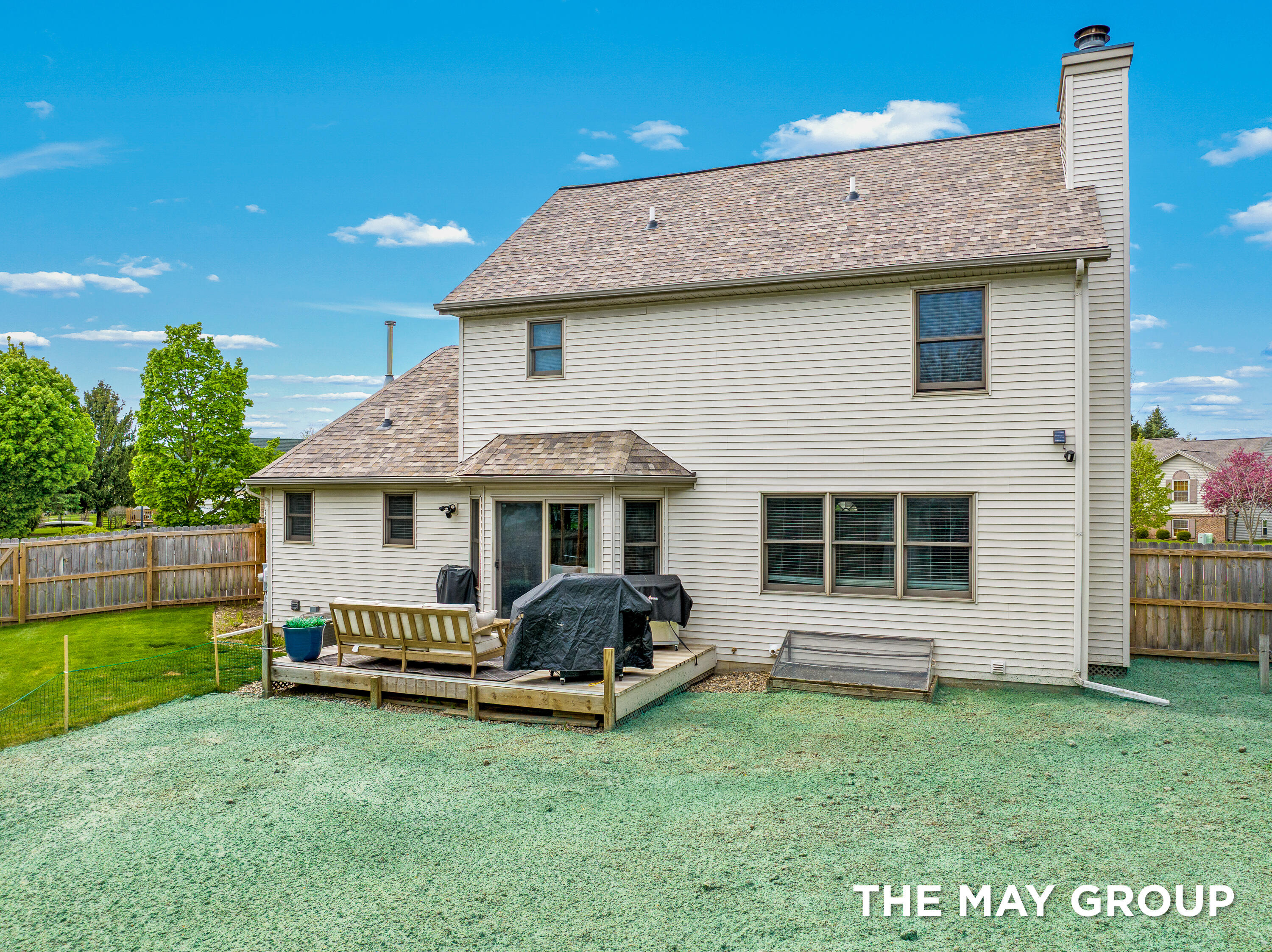 2072 Meadow Valley Court NW Grand Rapids MI 49504