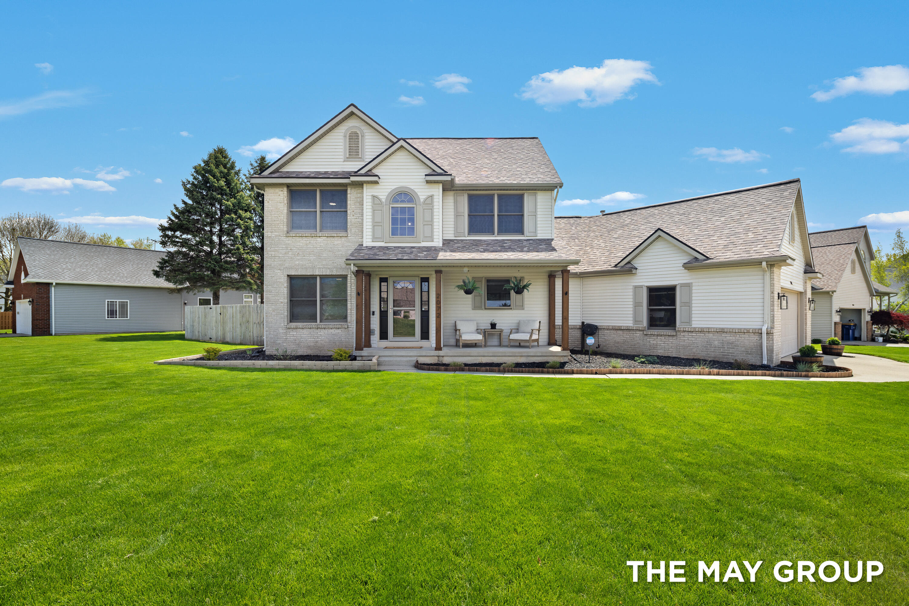 2072 Meadow Valley Court NW Grand Rapids MI 49504