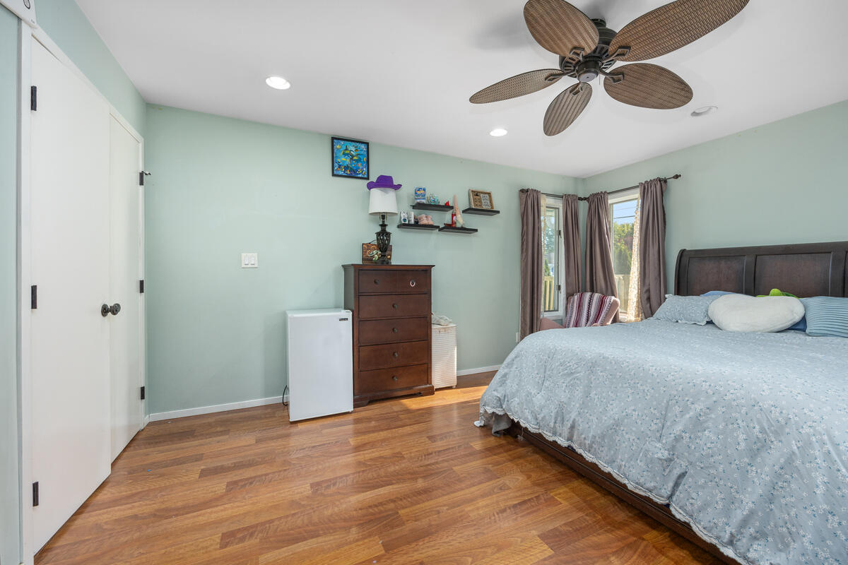 271 Glendale Avenue Holland MI 49423