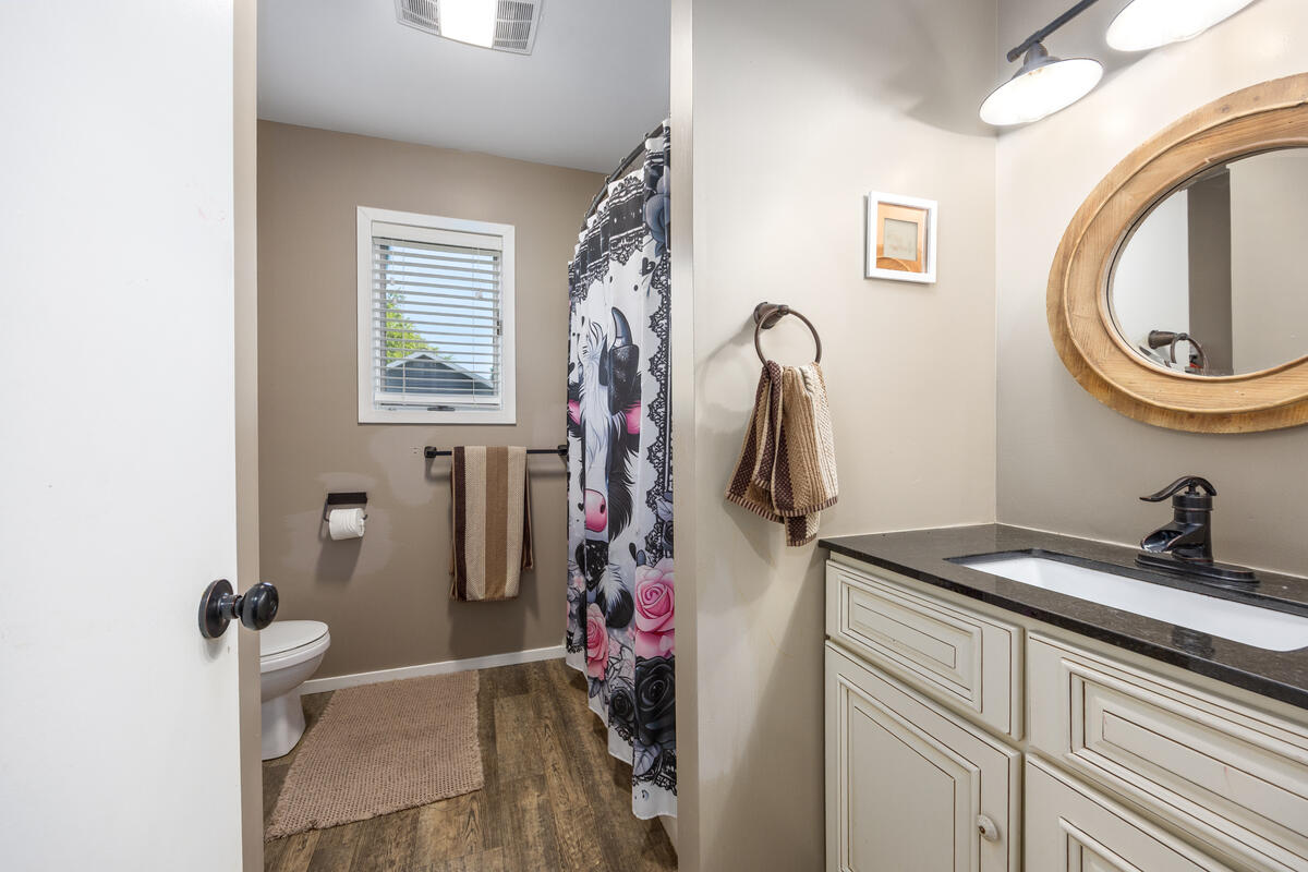 271 Glendale Avenue Holland MI 49423
