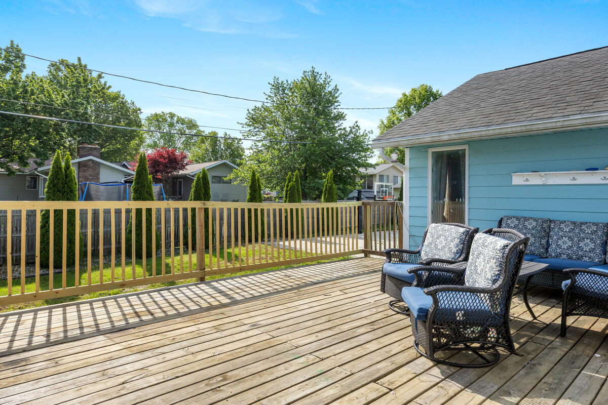 271 Glendale Avenue Holland MI 49423