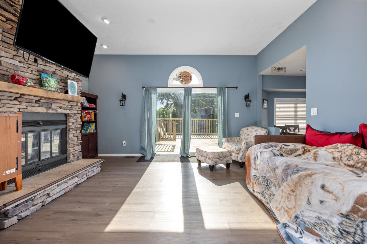 271 Glendale Avenue Holland MI 49423