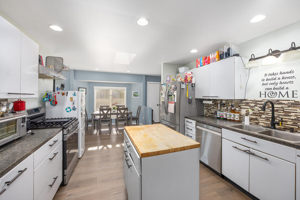 271 Glendale Avenue Holland MI 49423