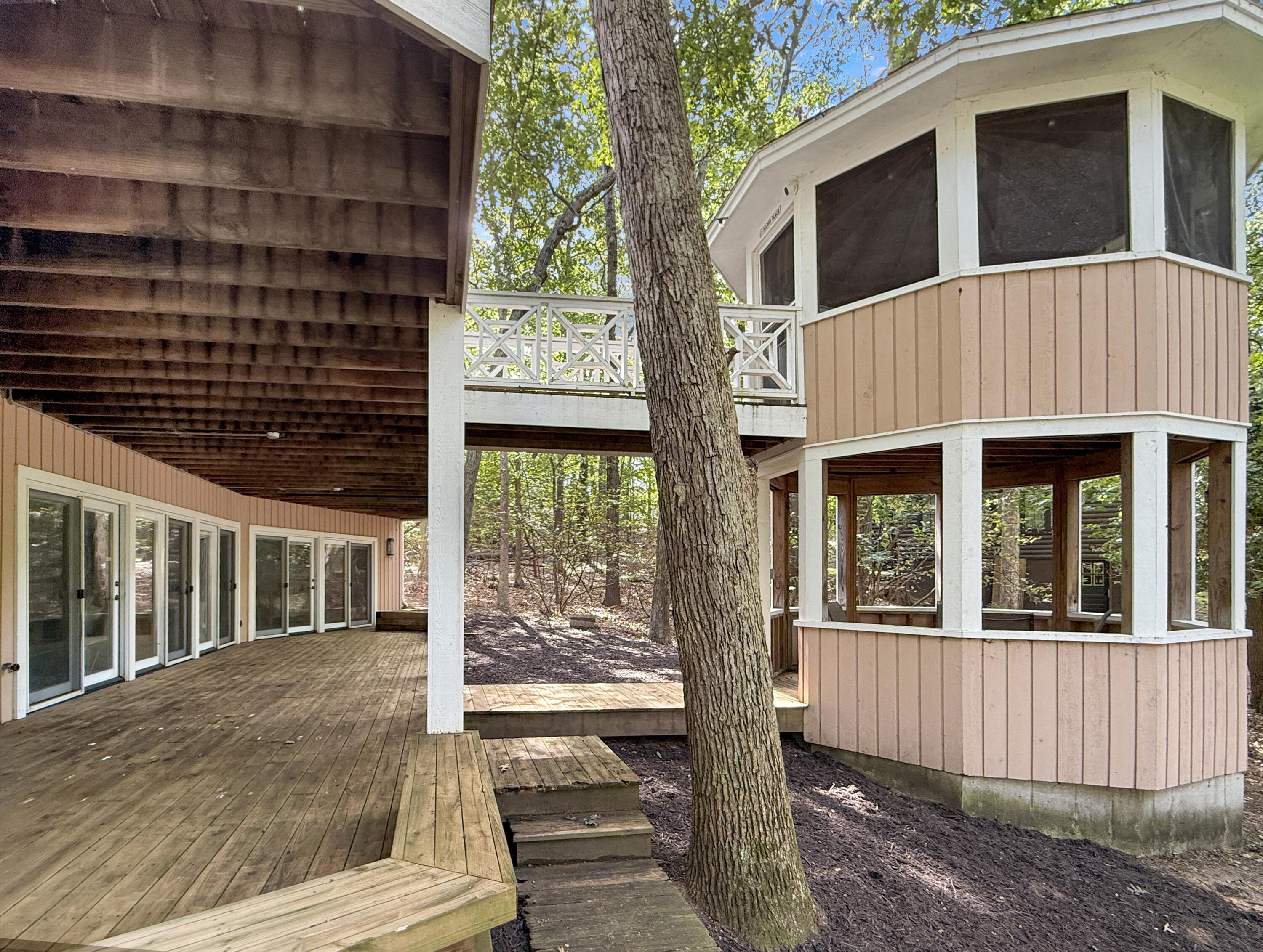 30 Briarwood Trail New Buffalo MI 49117