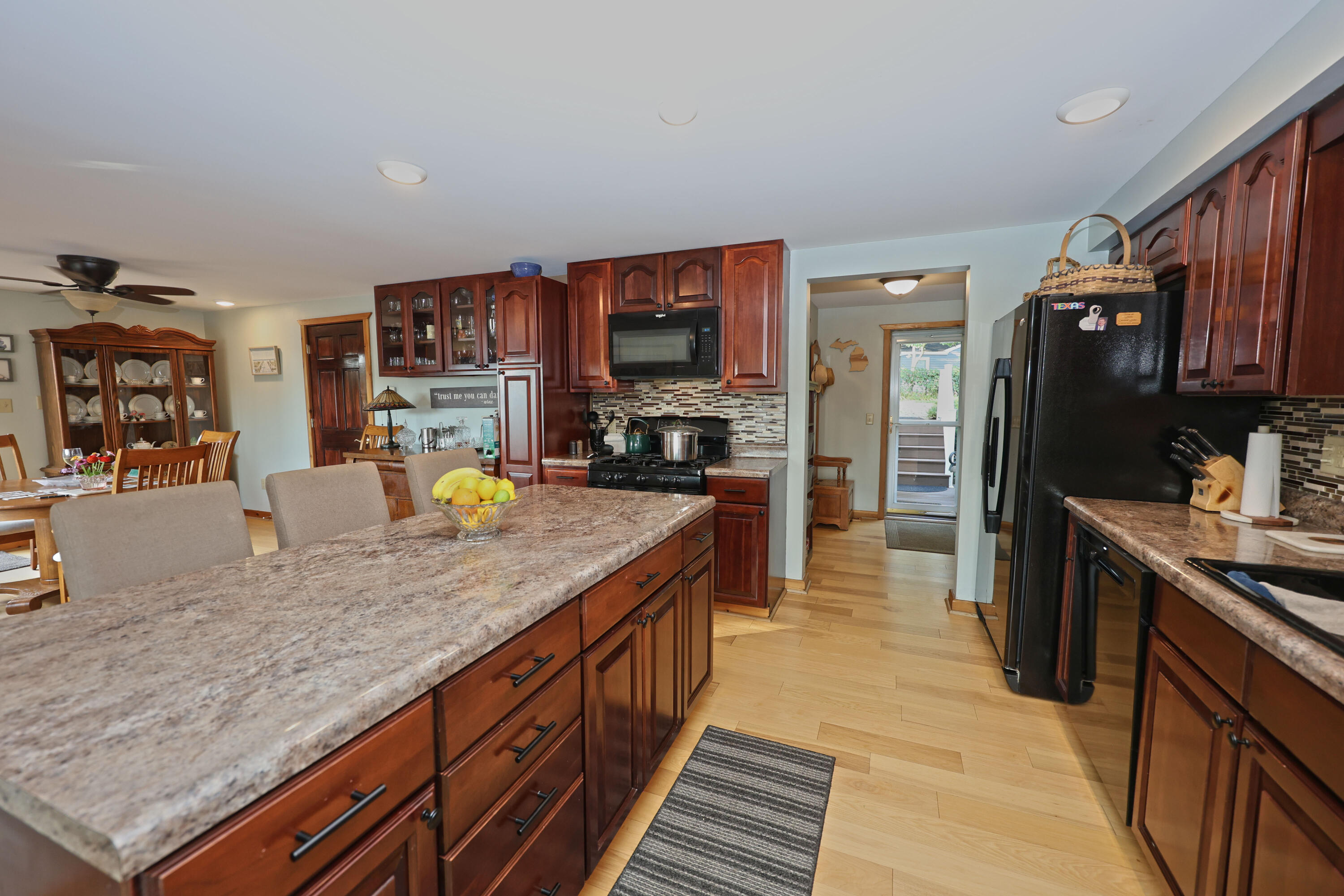 50002 Wildwood Drive Dowagiac MI 49047