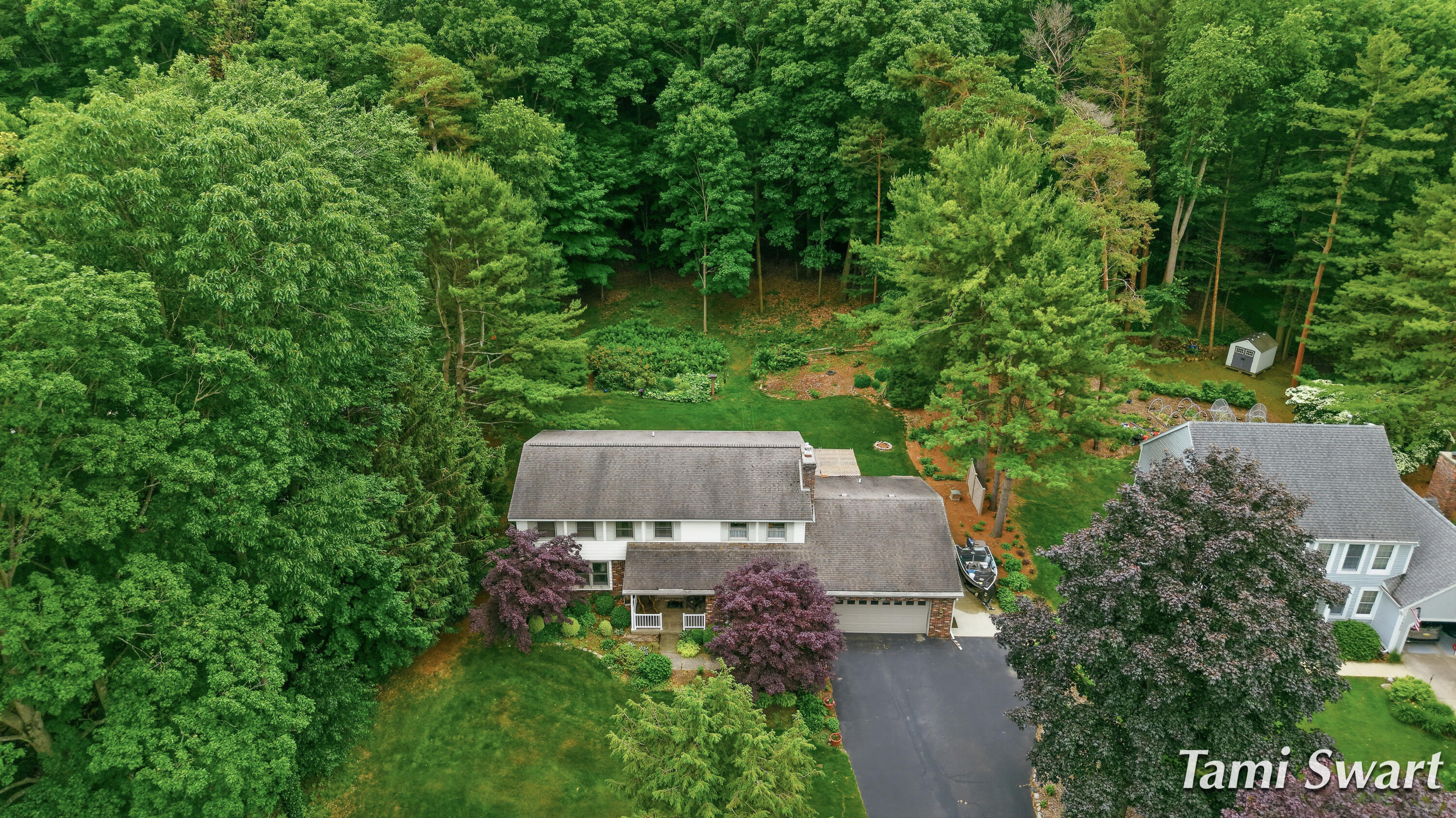 17484 Beech Hill Drive Grand Haven MI 49417
