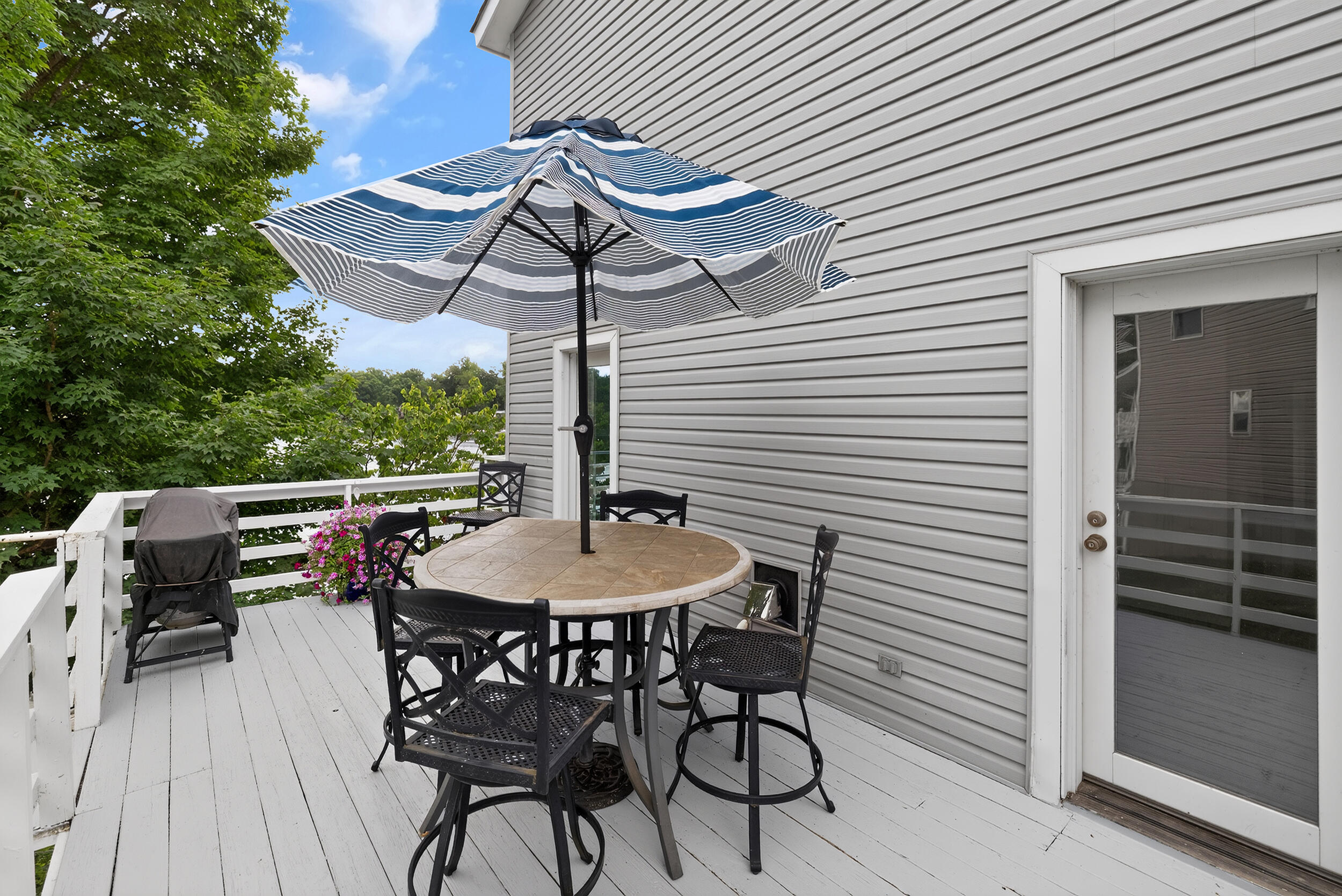15657 Lakeview Drive Buchanan MI 49107
