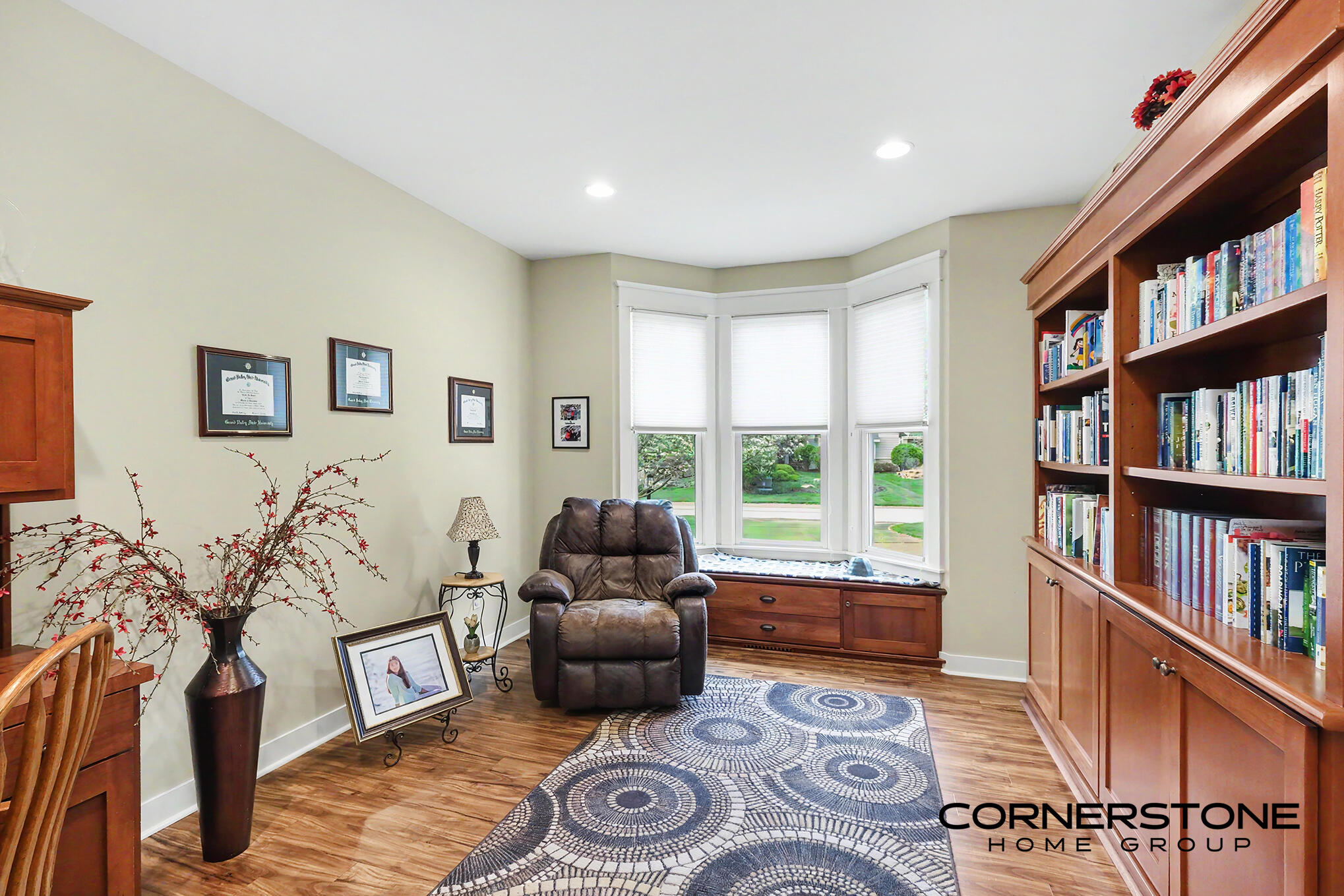 4263 S Oak Pointe Court NE Grand Rapids MI 49525