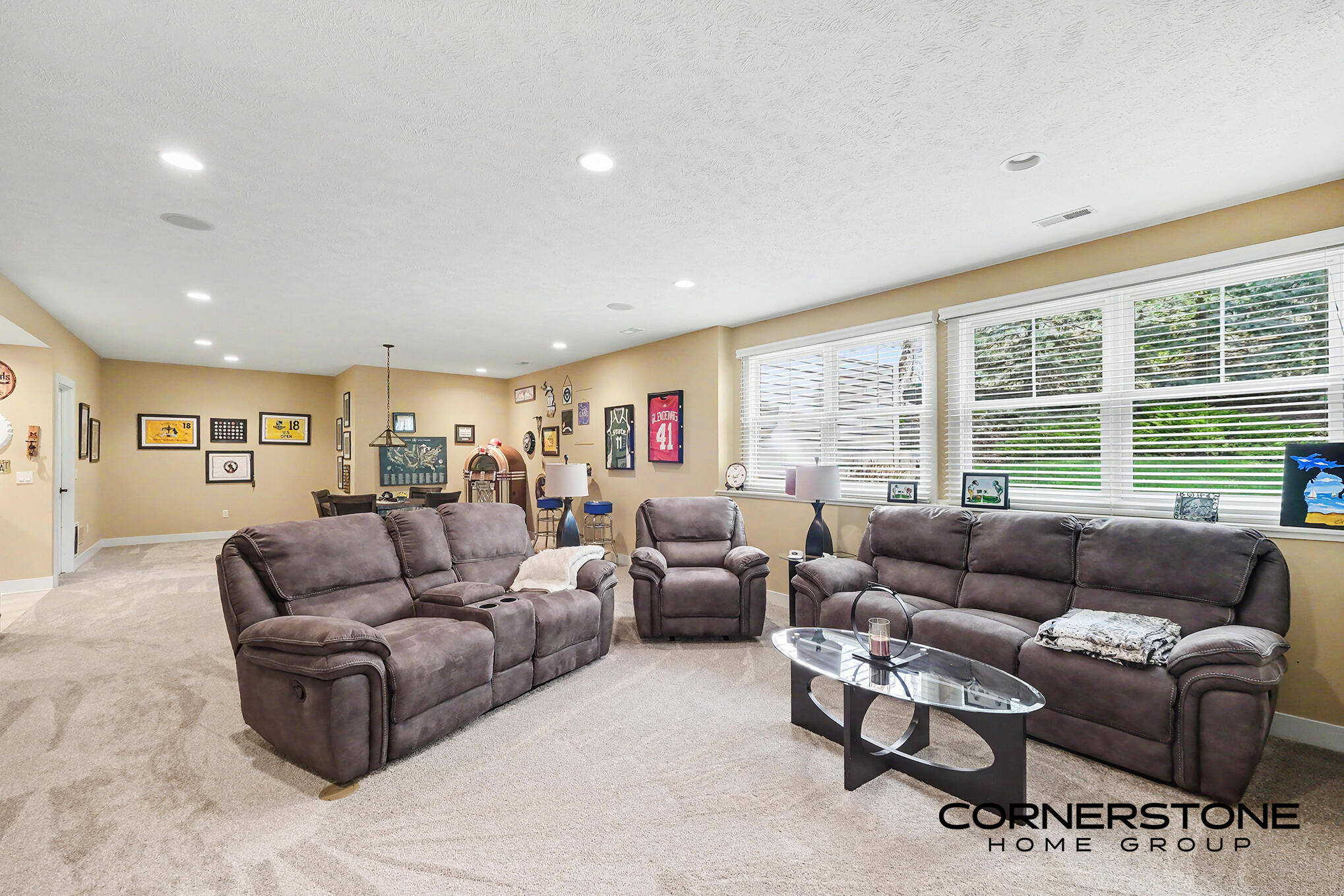 4263 S Oak Pointe Court NE Grand Rapids MI 49525