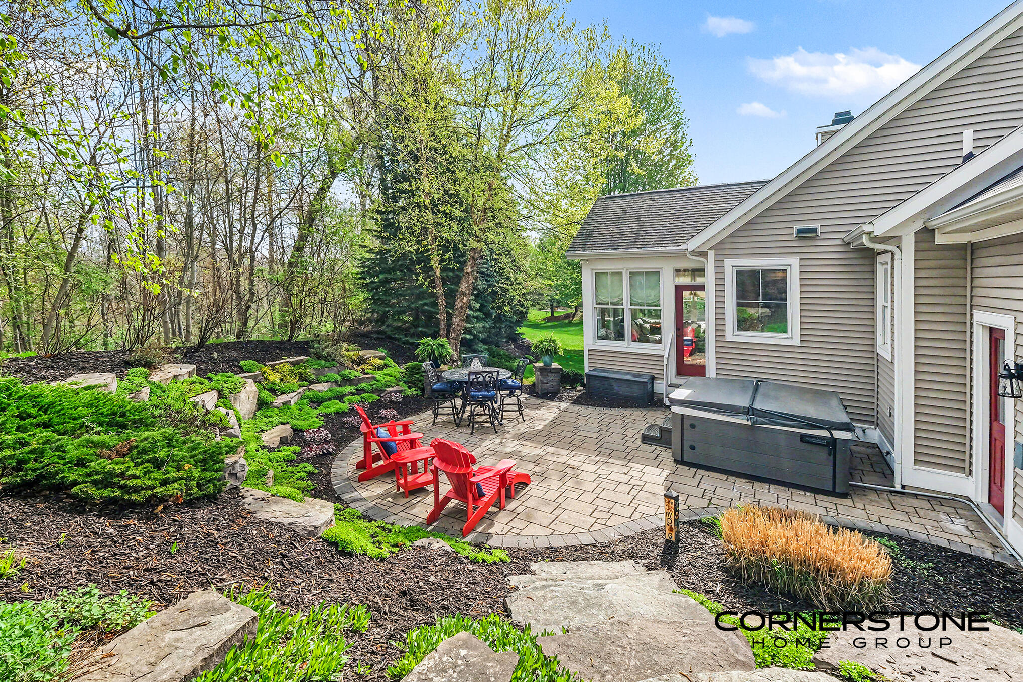 4263 S Oak Pointe Court NE Grand Rapids MI 49525