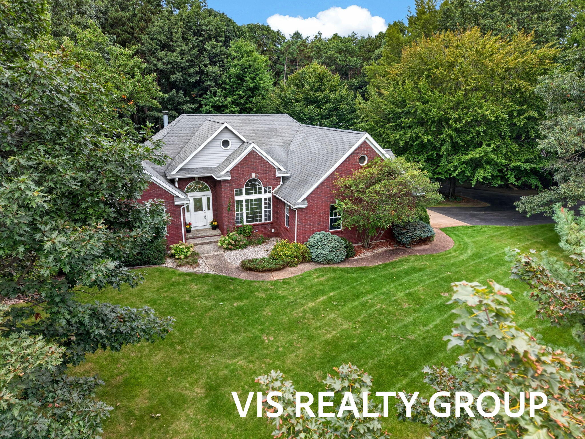 Grand Haven MI, 11625 Hidden Hollow Drive