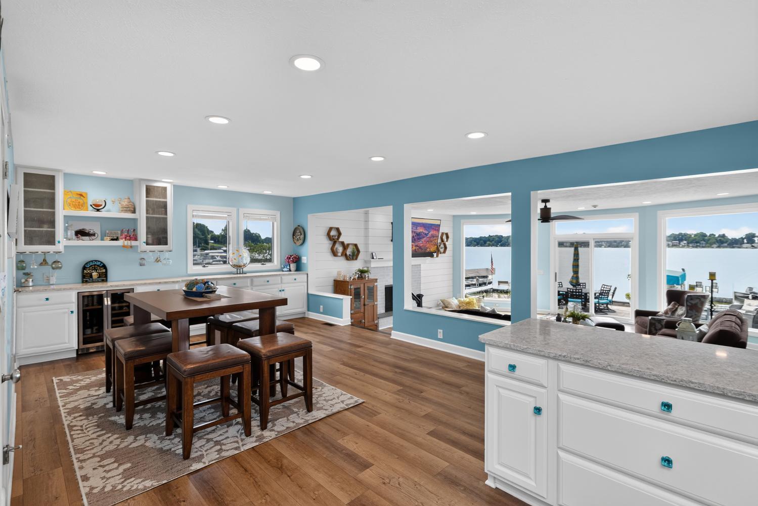 23631 N Shore Drive Edwardsburg MI 49112
