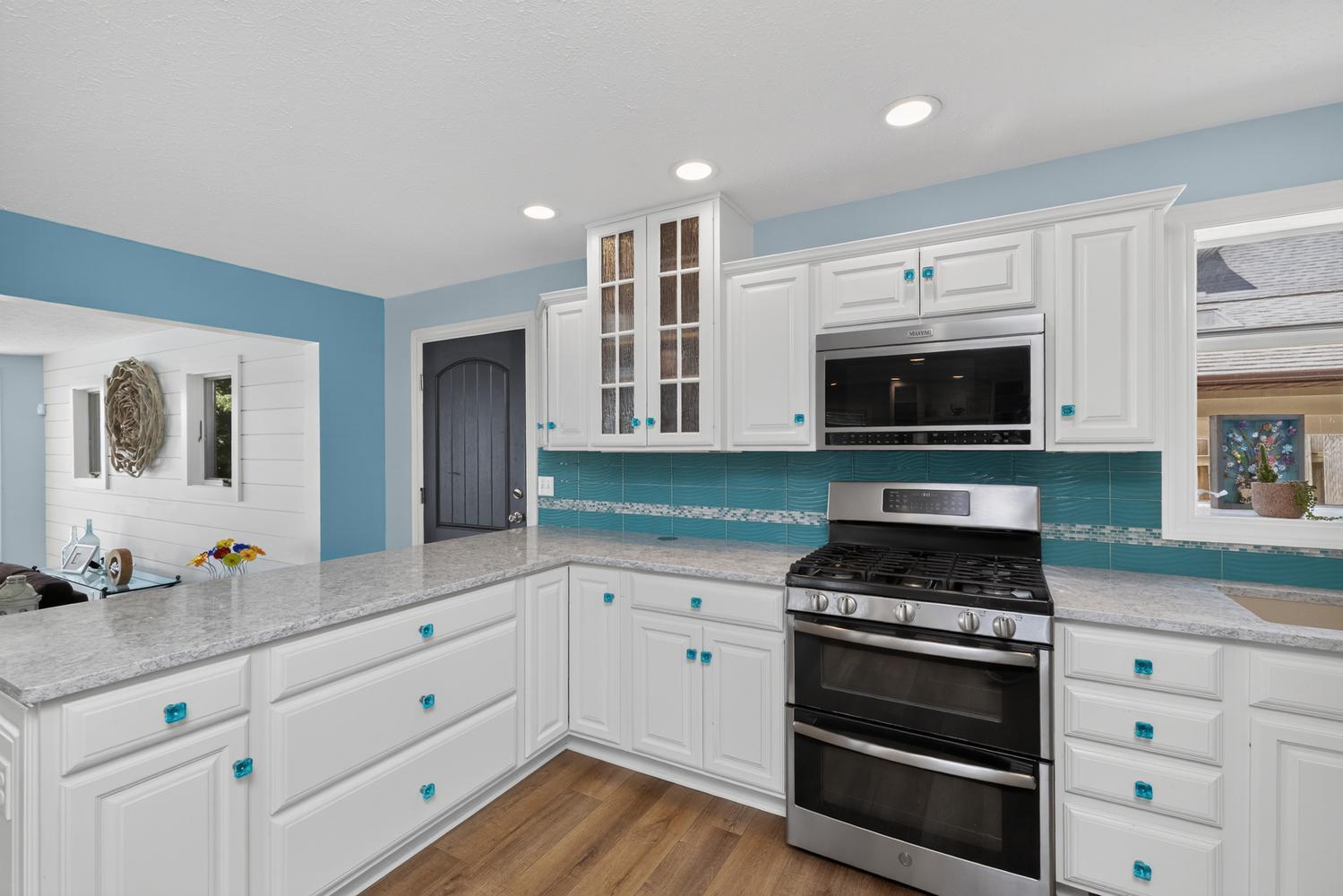 23631 N Shore Drive Edwardsburg MI 49112
