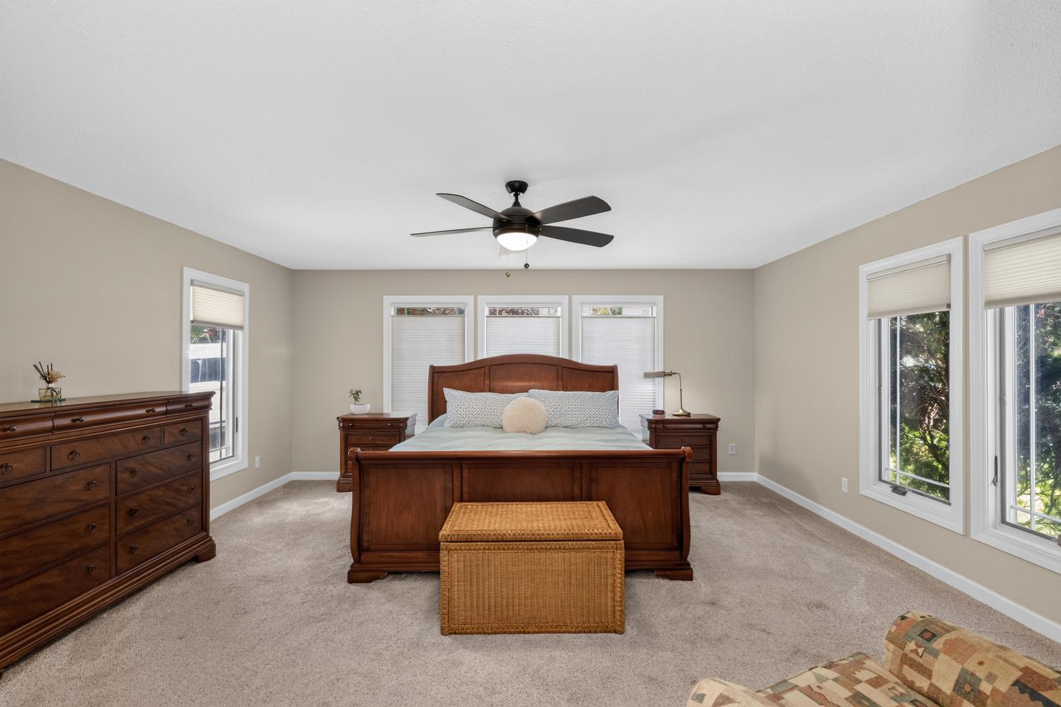 23631 N Shore Drive Edwardsburg MI 49112