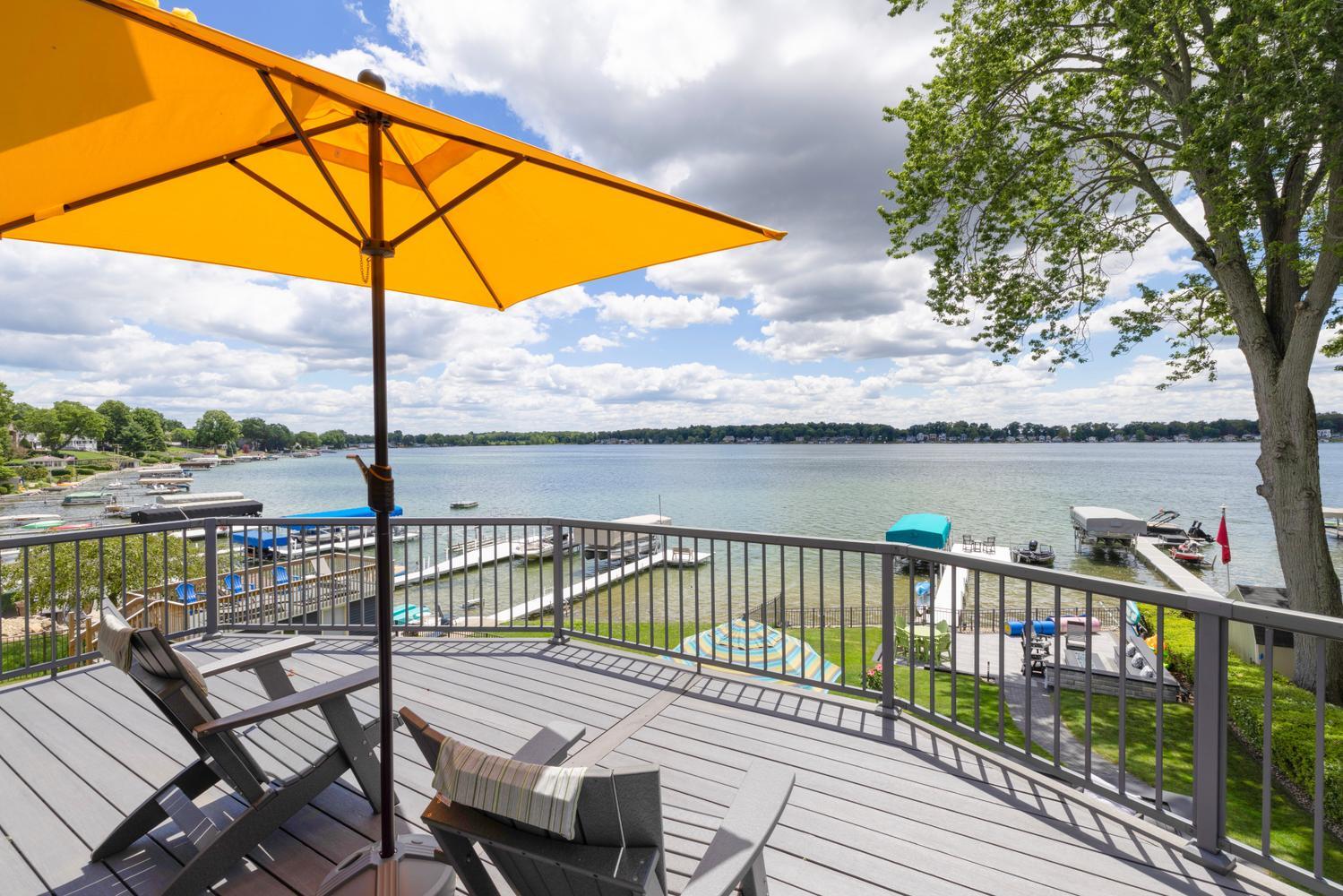 23631 N Shore Drive Edwardsburg MI 49112