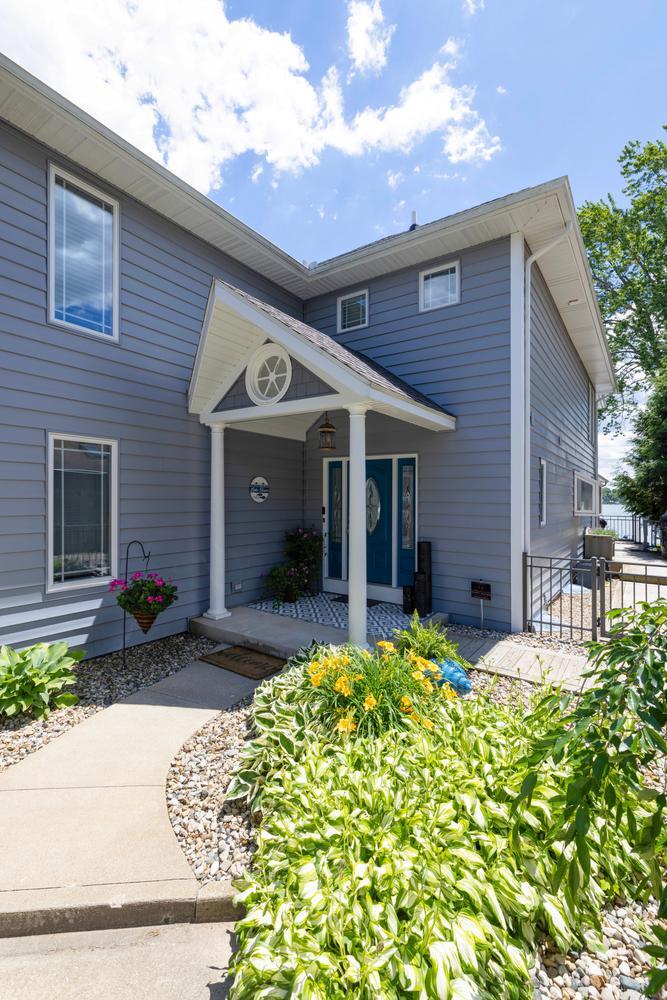 23631 N Shore Drive Edwardsburg MI 49112