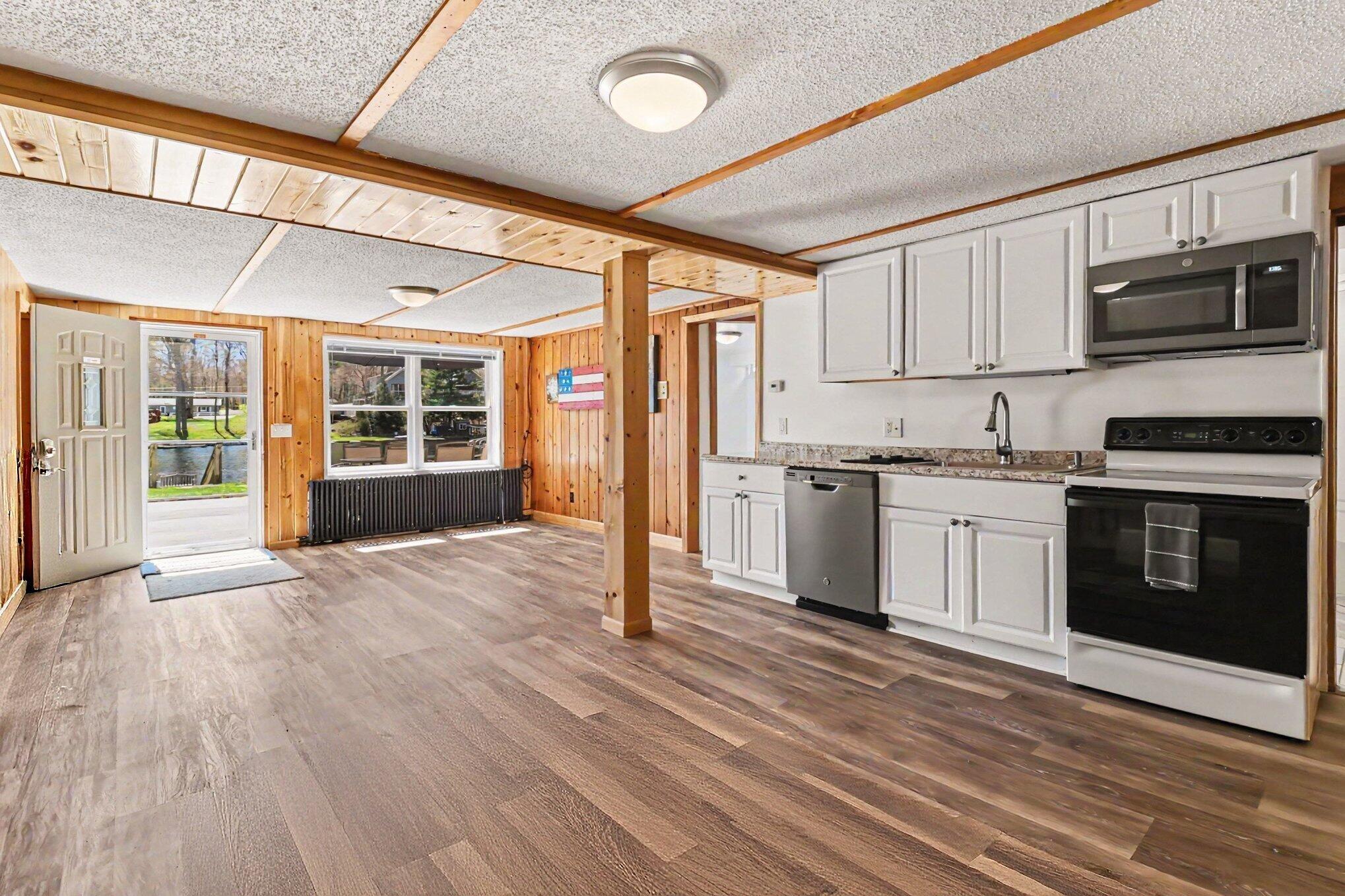 6875 W Illinois Street Ludington MI 49431