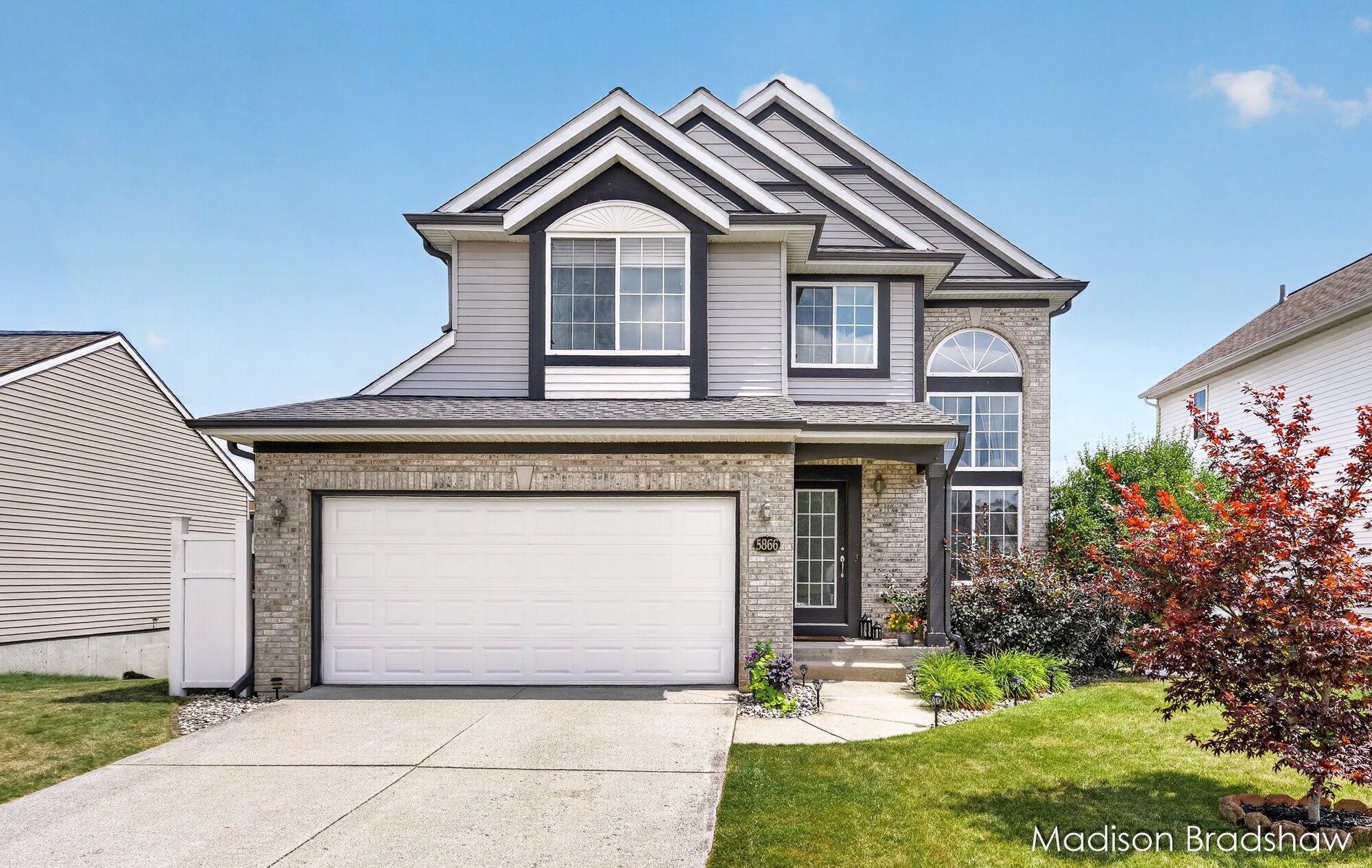 5866 E Grove Drive SE Grand Rapids MI 49512
