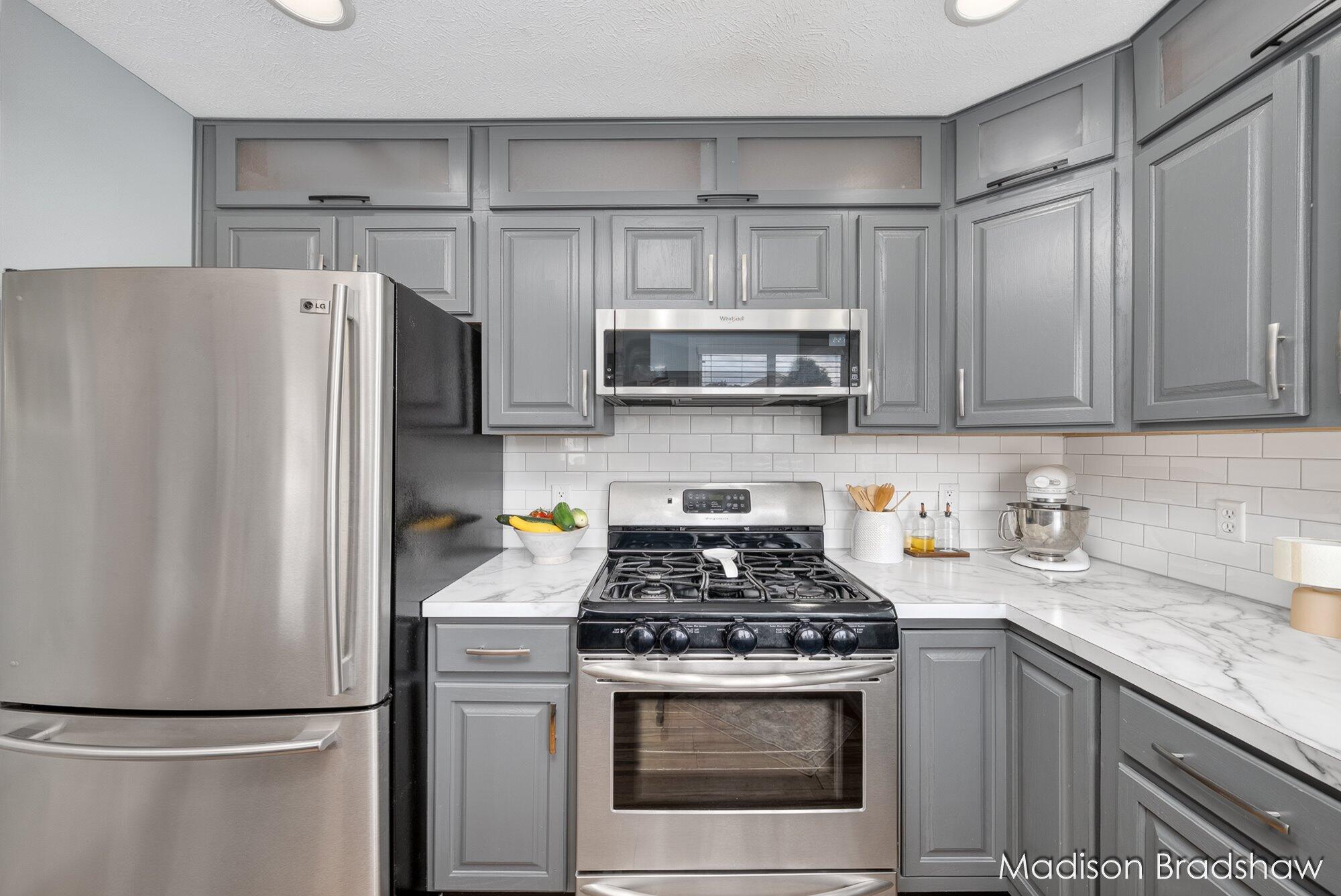 5866 E Grove Drive SE Grand Rapids MI 49512
