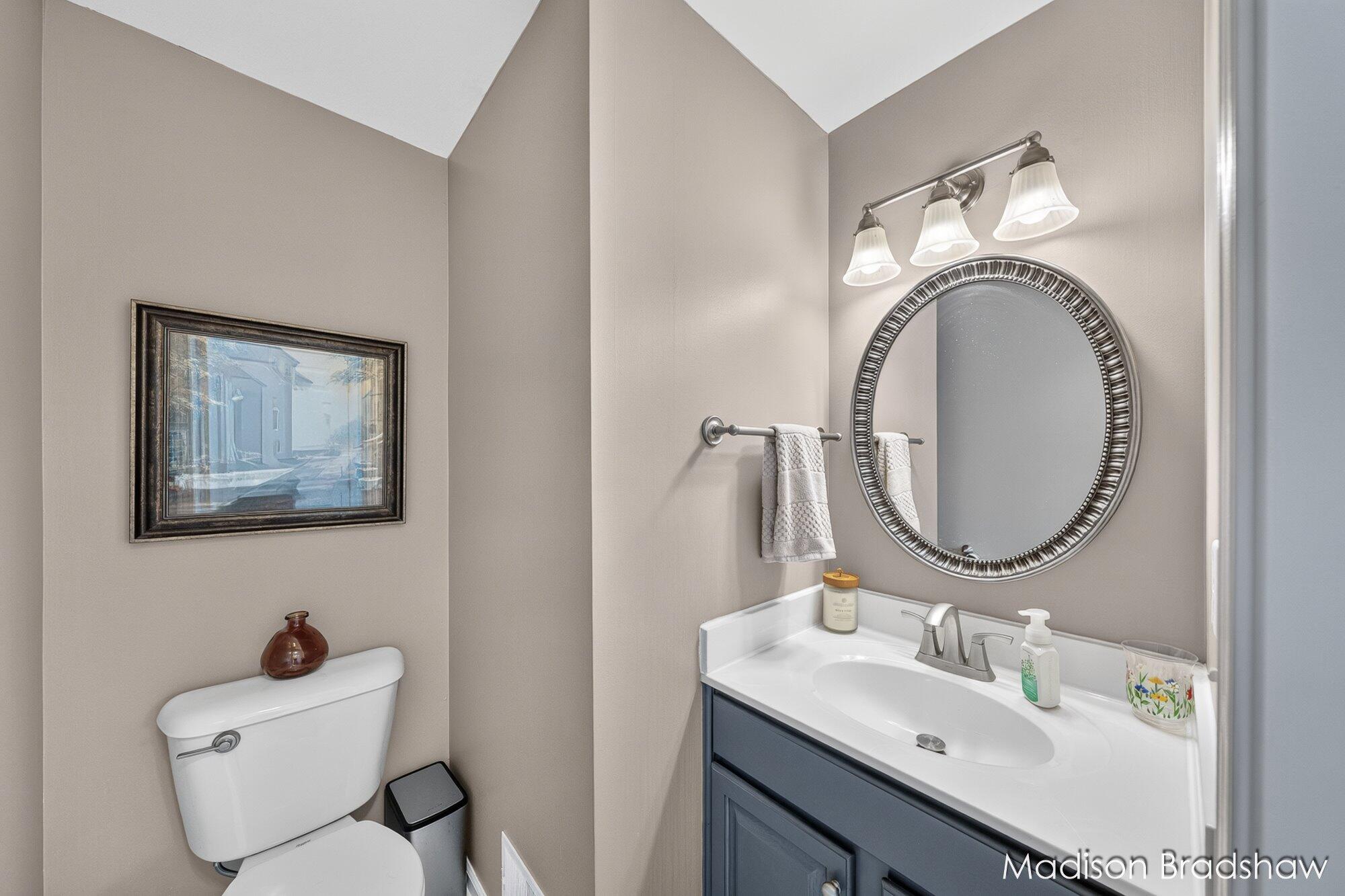 5866 E Grove Drive SE Grand Rapids MI 49512