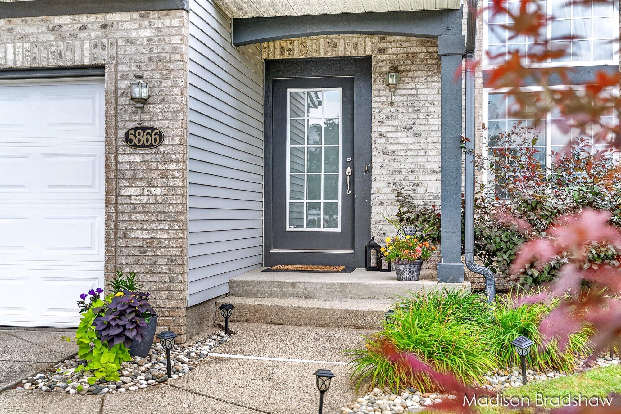 5866 E Grove Drive SE Grand Rapids MI 49512