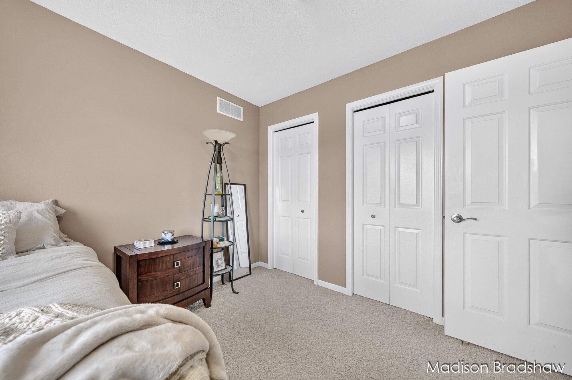 5866 E Grove Drive SE Grand Rapids MI 49512