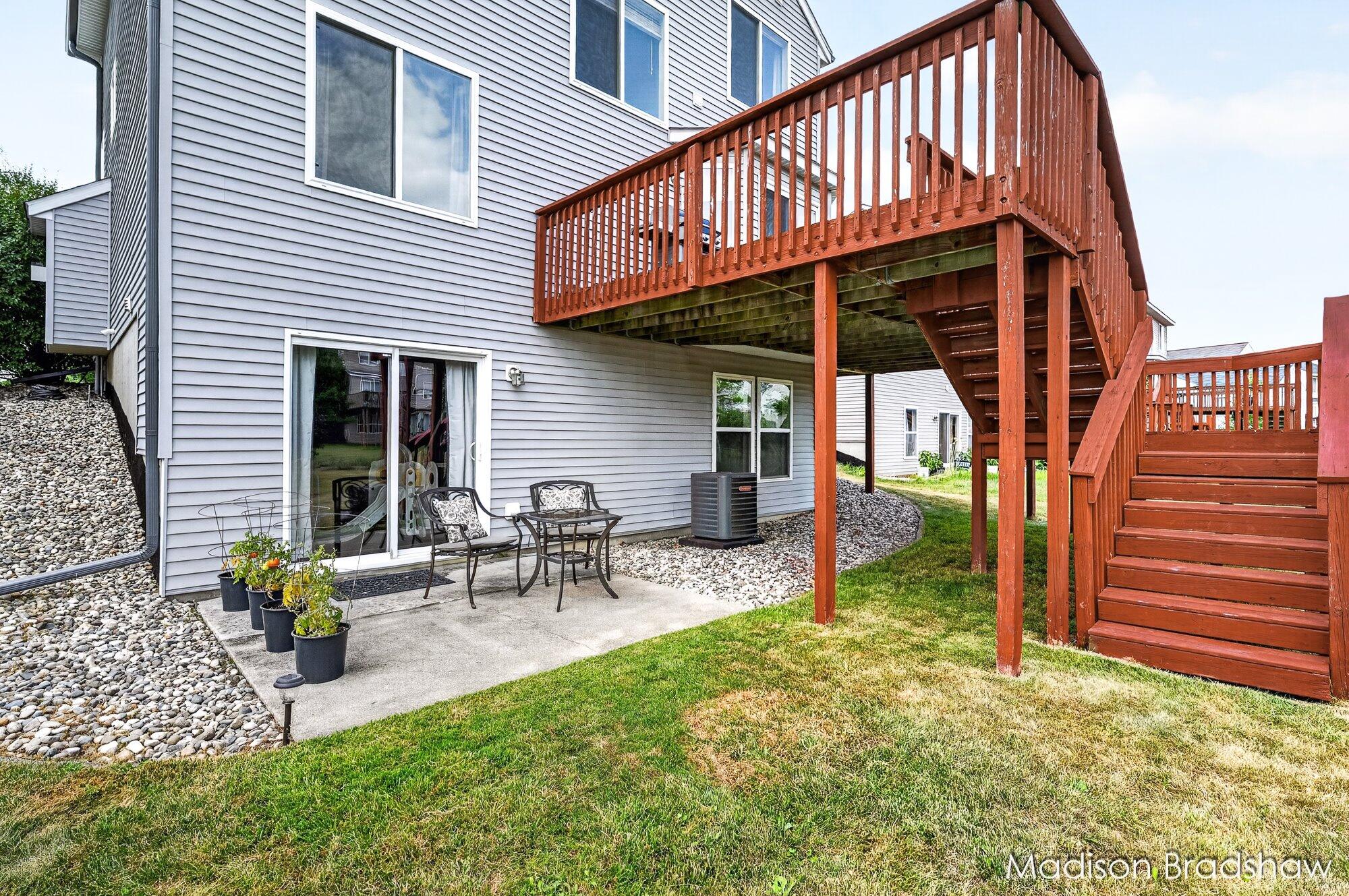 5866 E Grove Drive SE Grand Rapids MI 49512