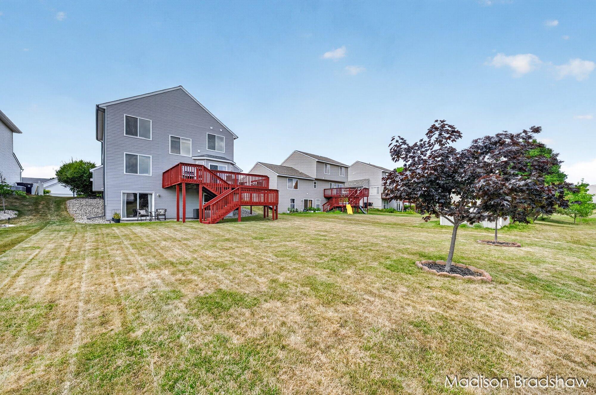 5866 E Grove Drive SE Grand Rapids MI 49512