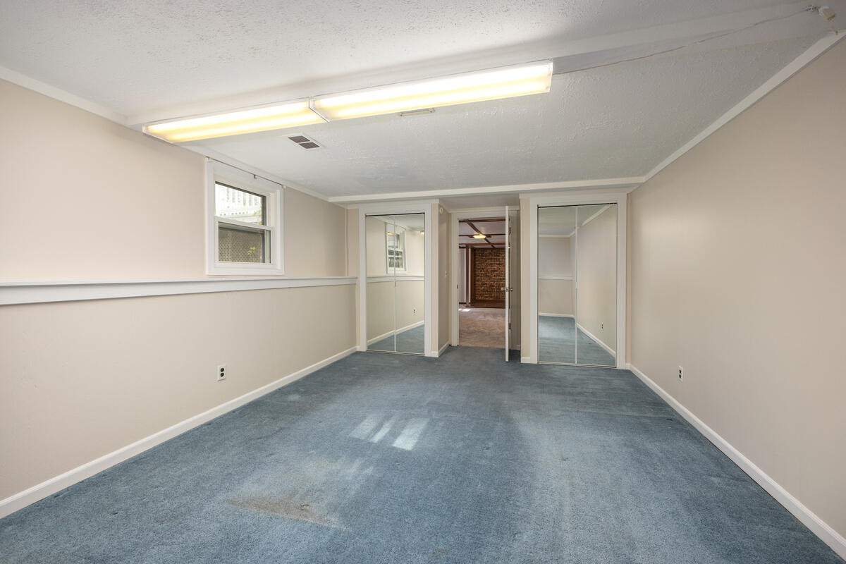 6914 Brooklyn Avenue SE Grand Rapids MI 49508