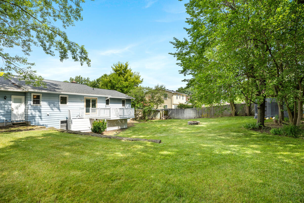 6914 Brooklyn Avenue SE Grand Rapids MI 49508